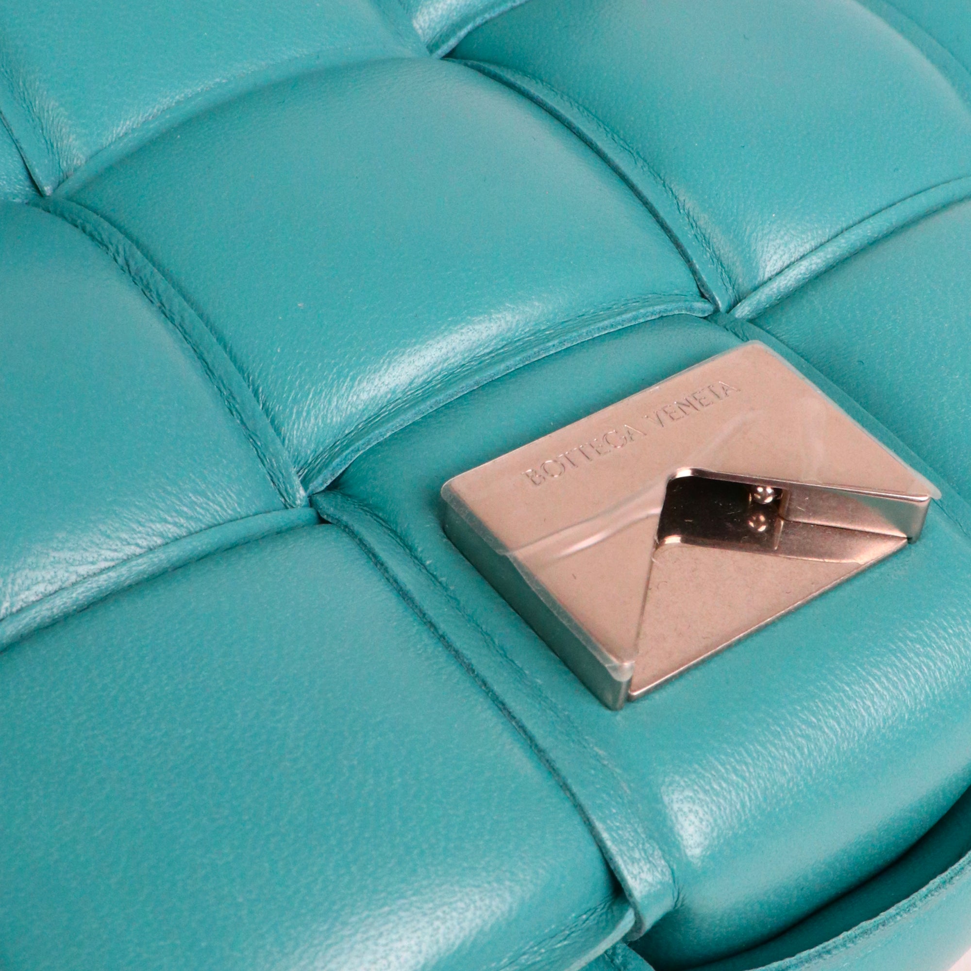 BOTTEGA VENETA - Padded Cassette shoulder bag