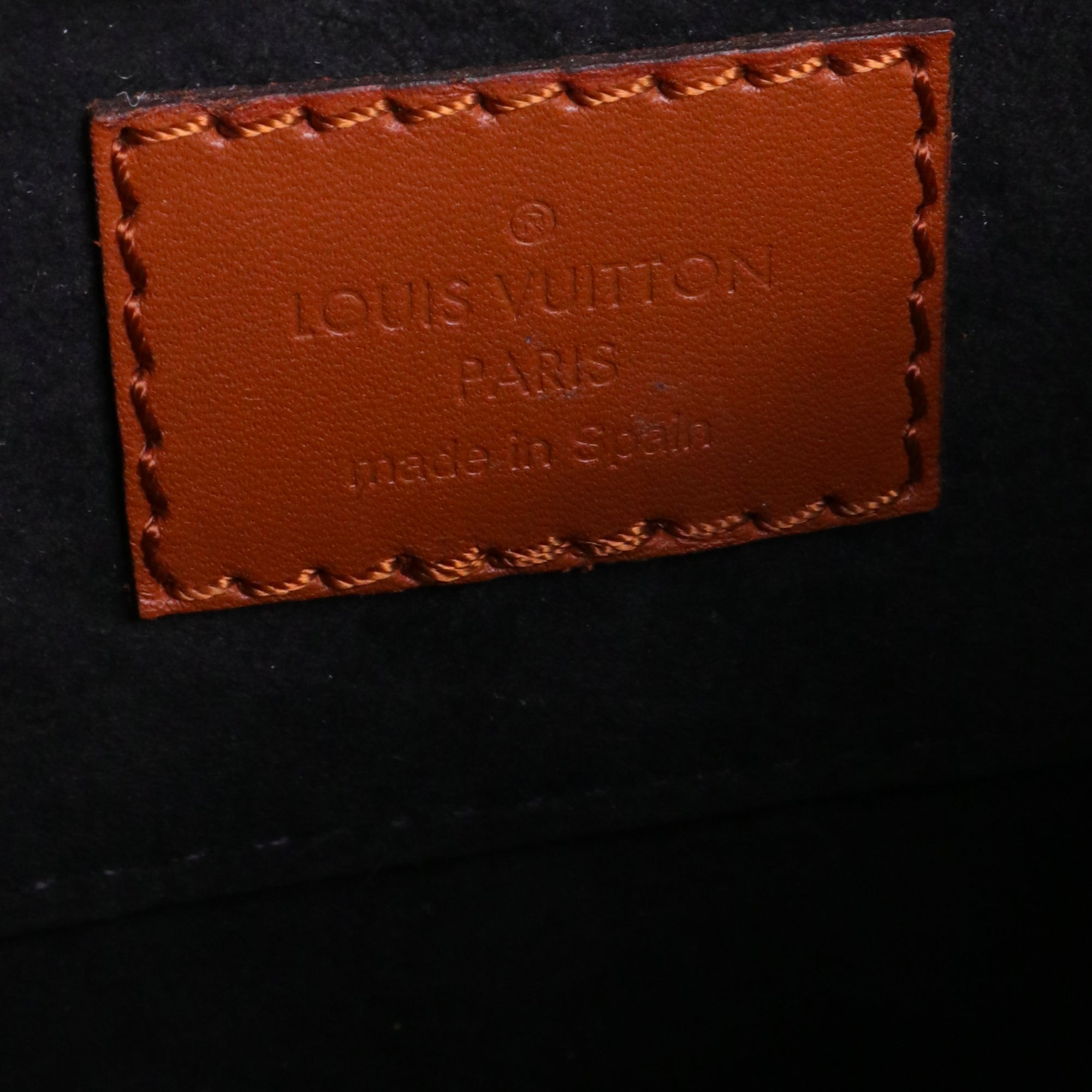 LOUIS VUITTON - Sac à bandoulière Dauphine mini Louis Vuitton en cuir grainé bicolore