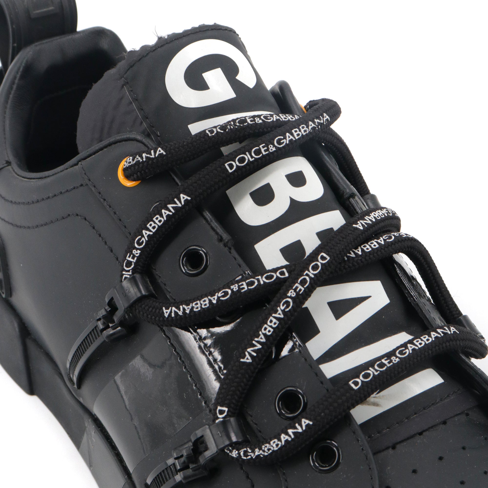 DOLCE & GABBANA - Sneakers Portofino Dolce & Gabbana en cuir de veau et verni noir (T38)