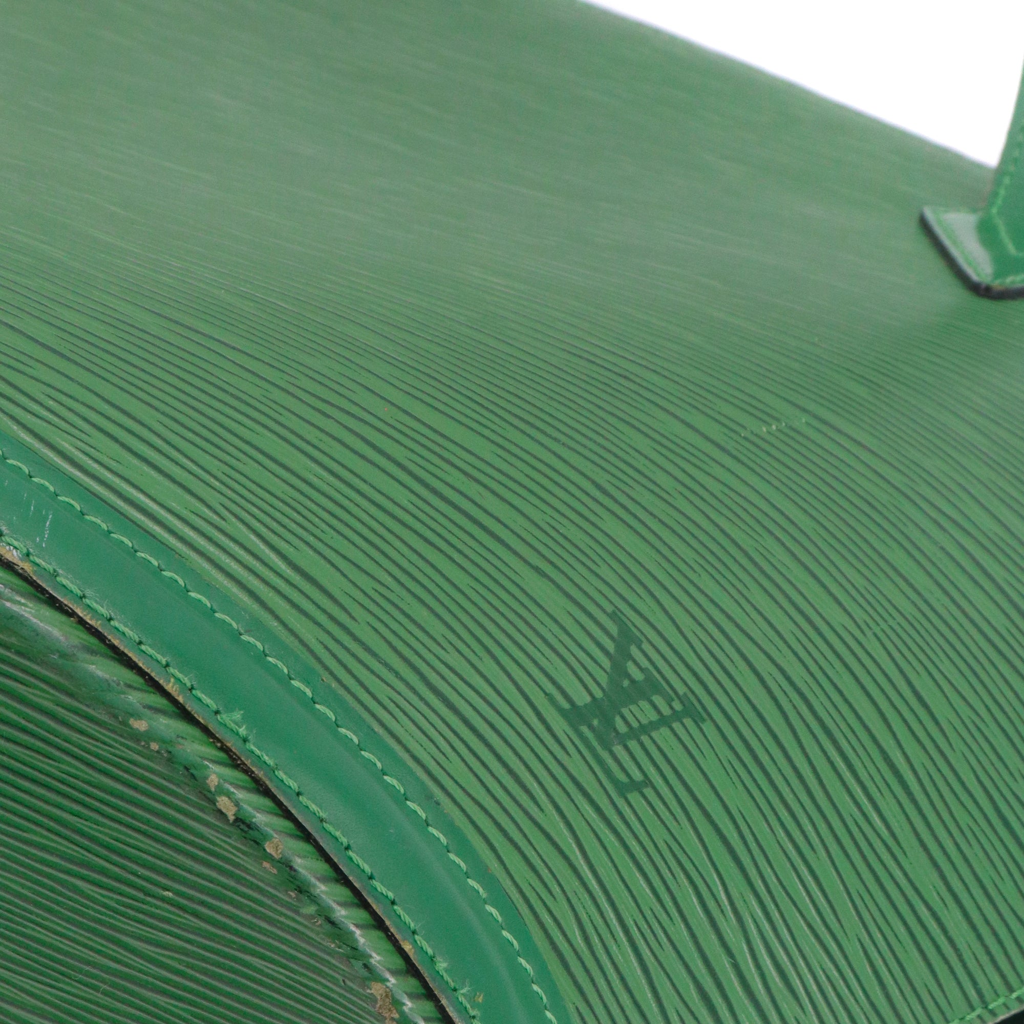 LOUIS VUITTON - Sac à main Saint Jacques Louis Vuitton en cuir épi vert