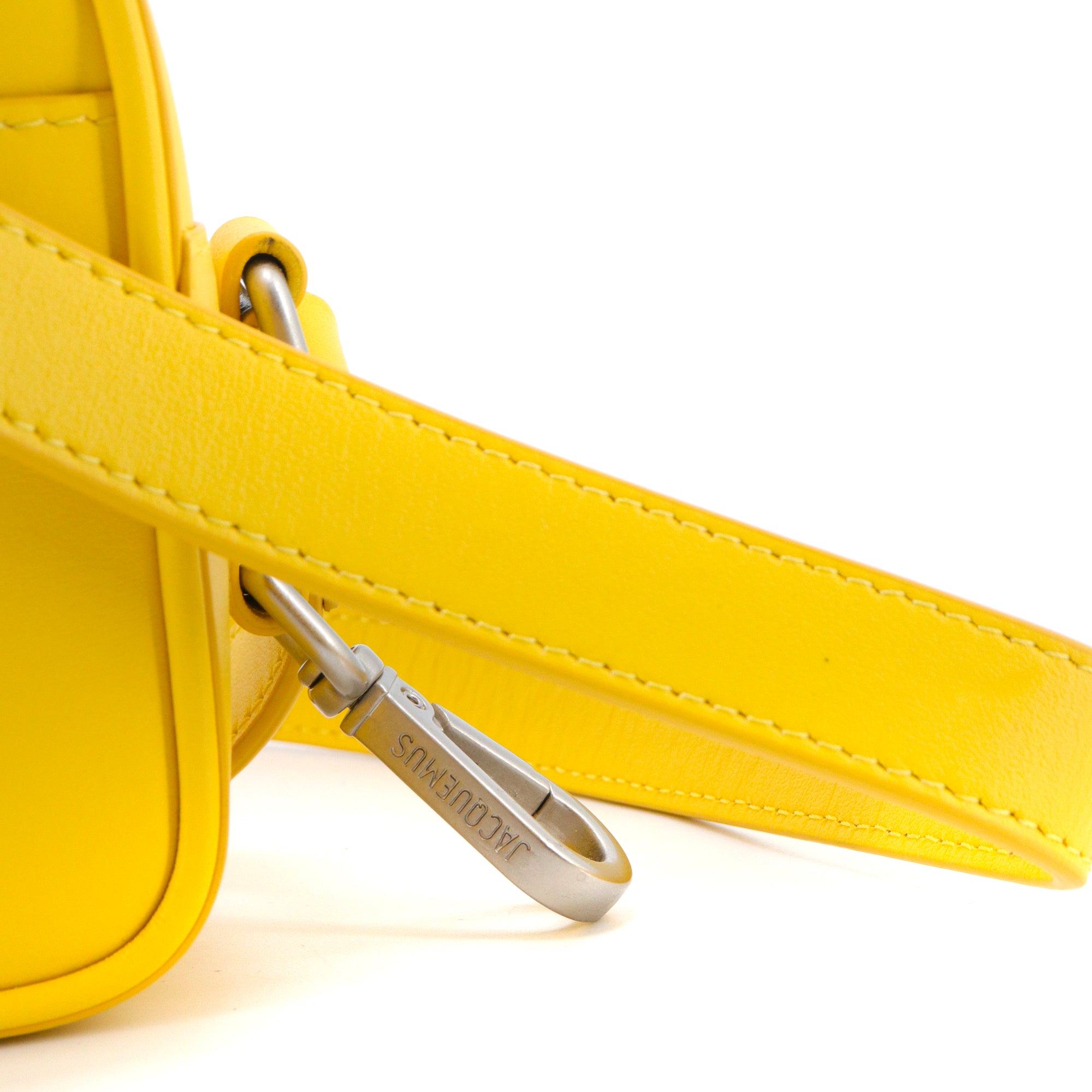 JACQUEMUS - Sac à bandoulière Le Baneto Jacquemus en cuir jaune