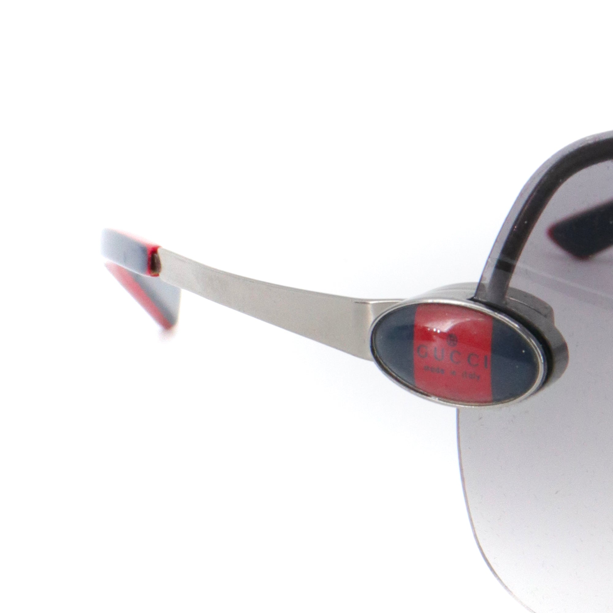 GUCCI - Lunettes de soleil Masque Gucci en métal gris