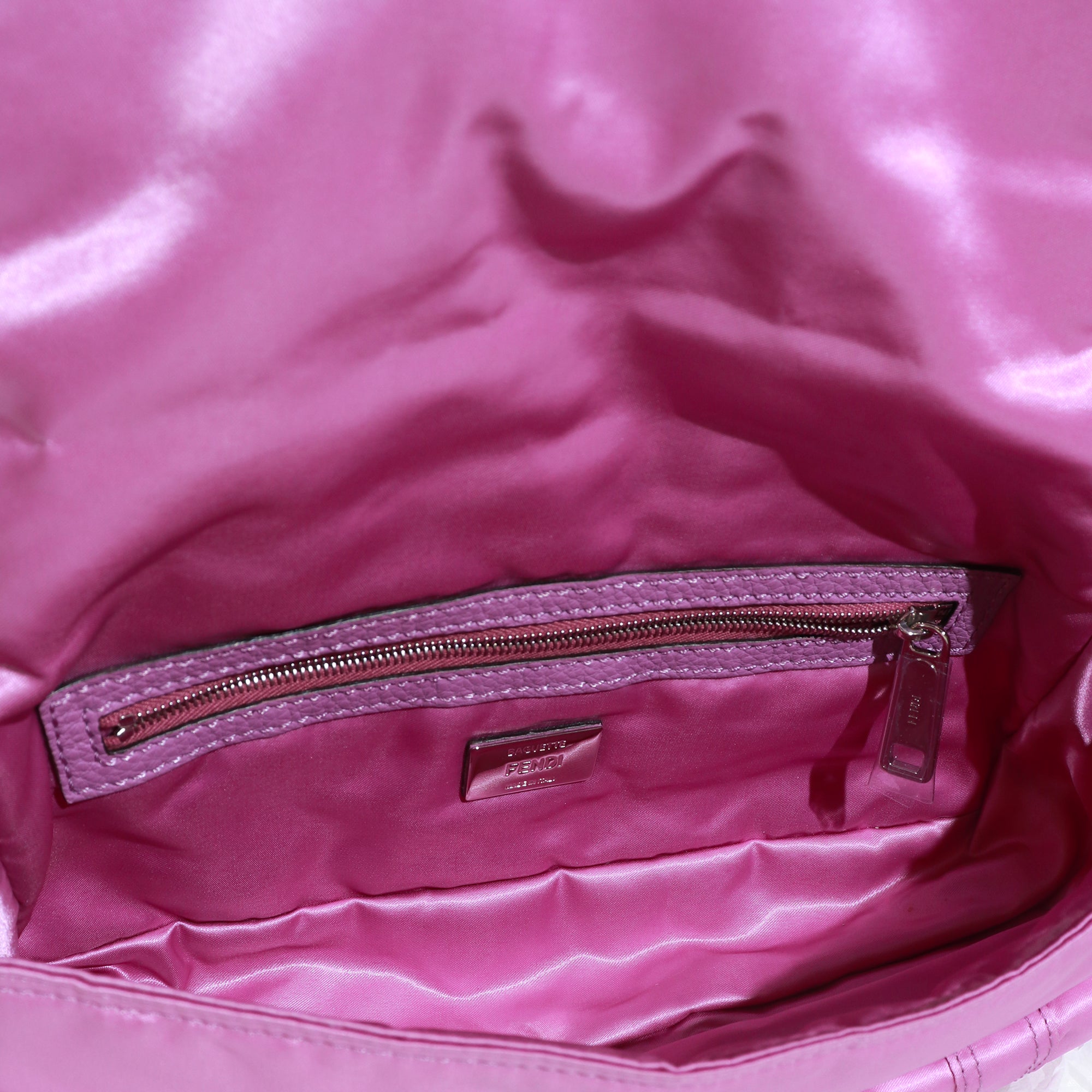 FENDI - Sac à bandoulière Baguette Multipoches en nylon violet