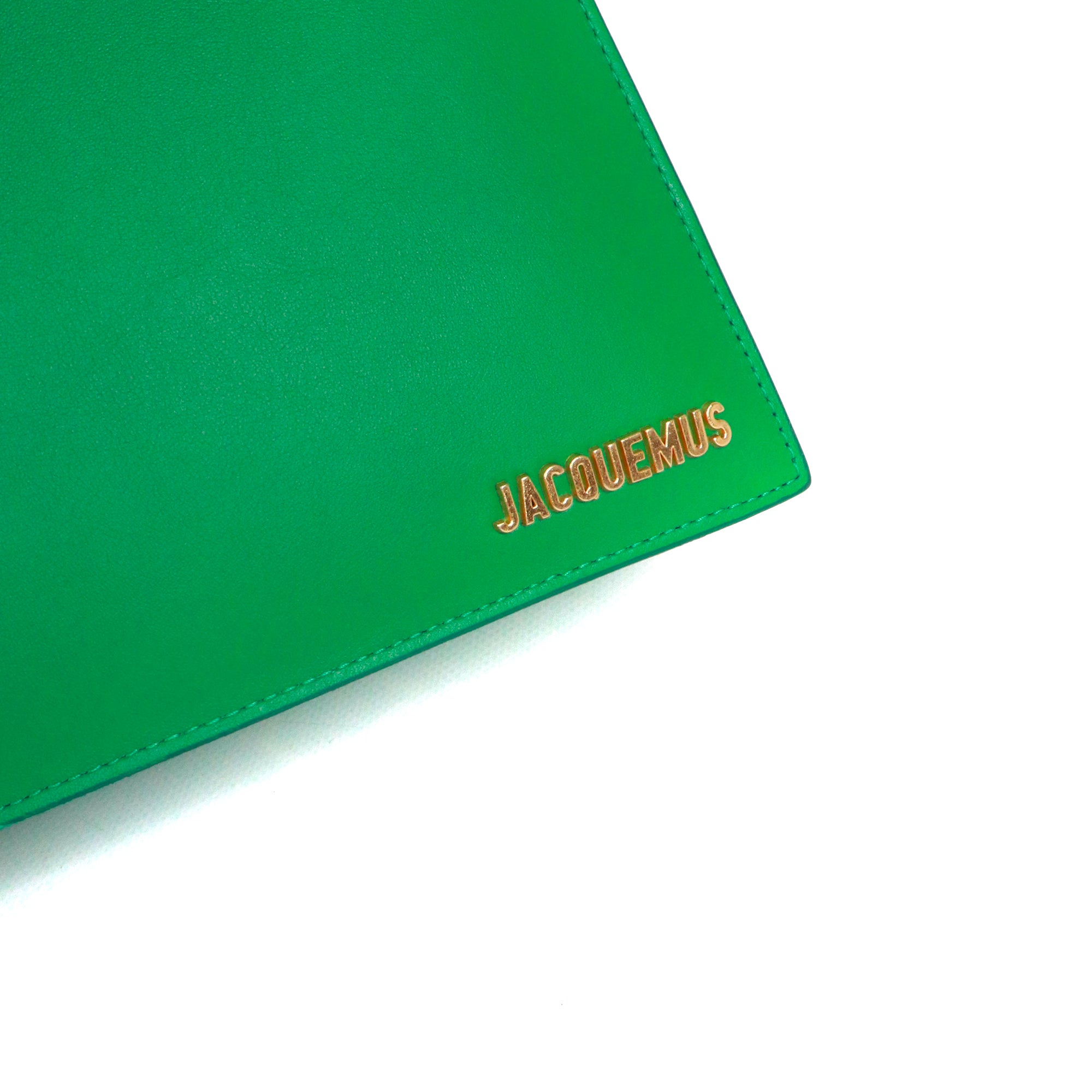 JACQUEMUS - Sac à bandoulière Le Bambinou Jacquemus en cuir vert