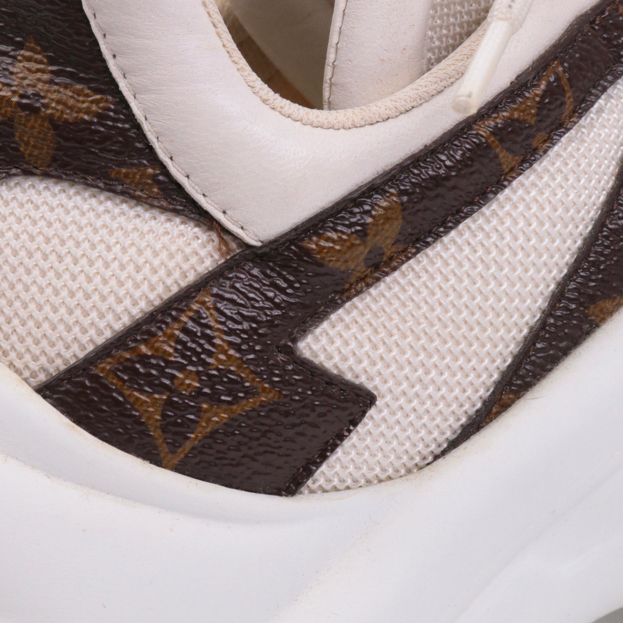 LOUIS VUITTON - Louis Vuitton Fastlane denim sneakers (T43)