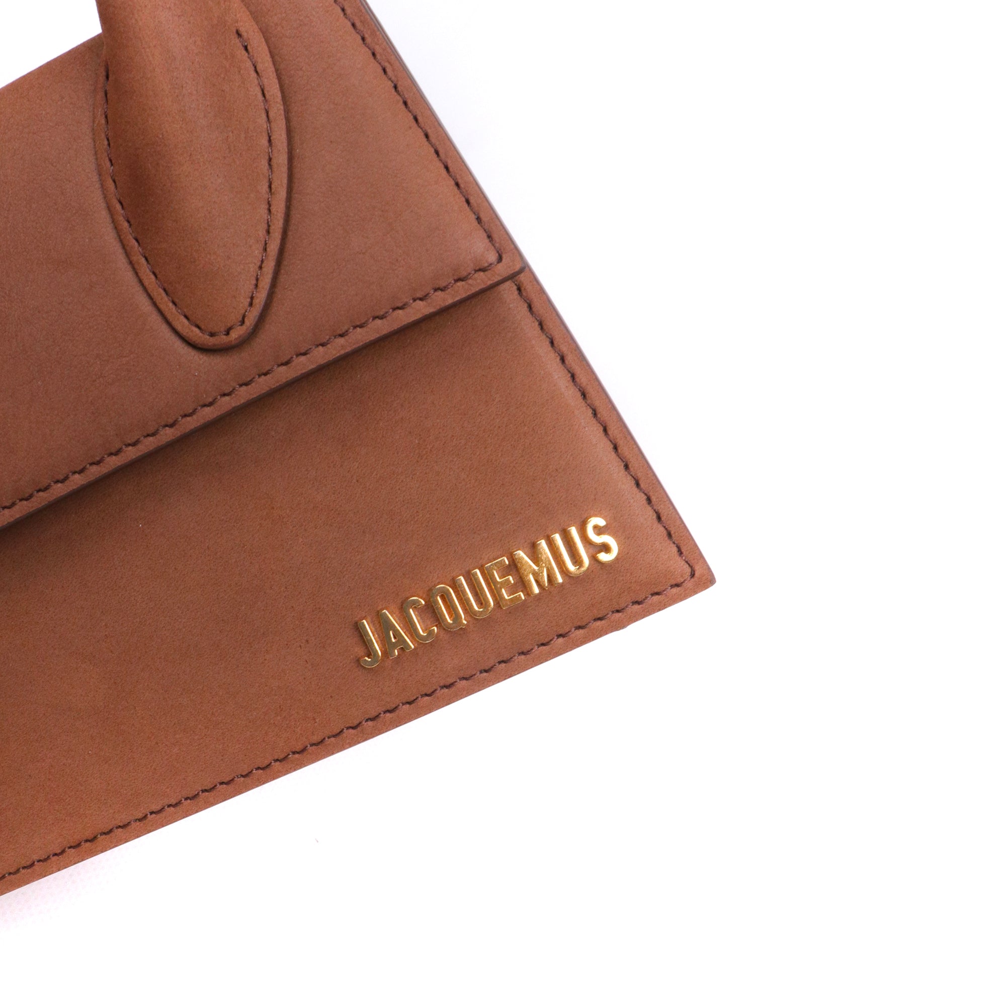 JACQUEMUS - Sac à bandoulière Chiquito Moyen Jacquemus en cuir gommé marron