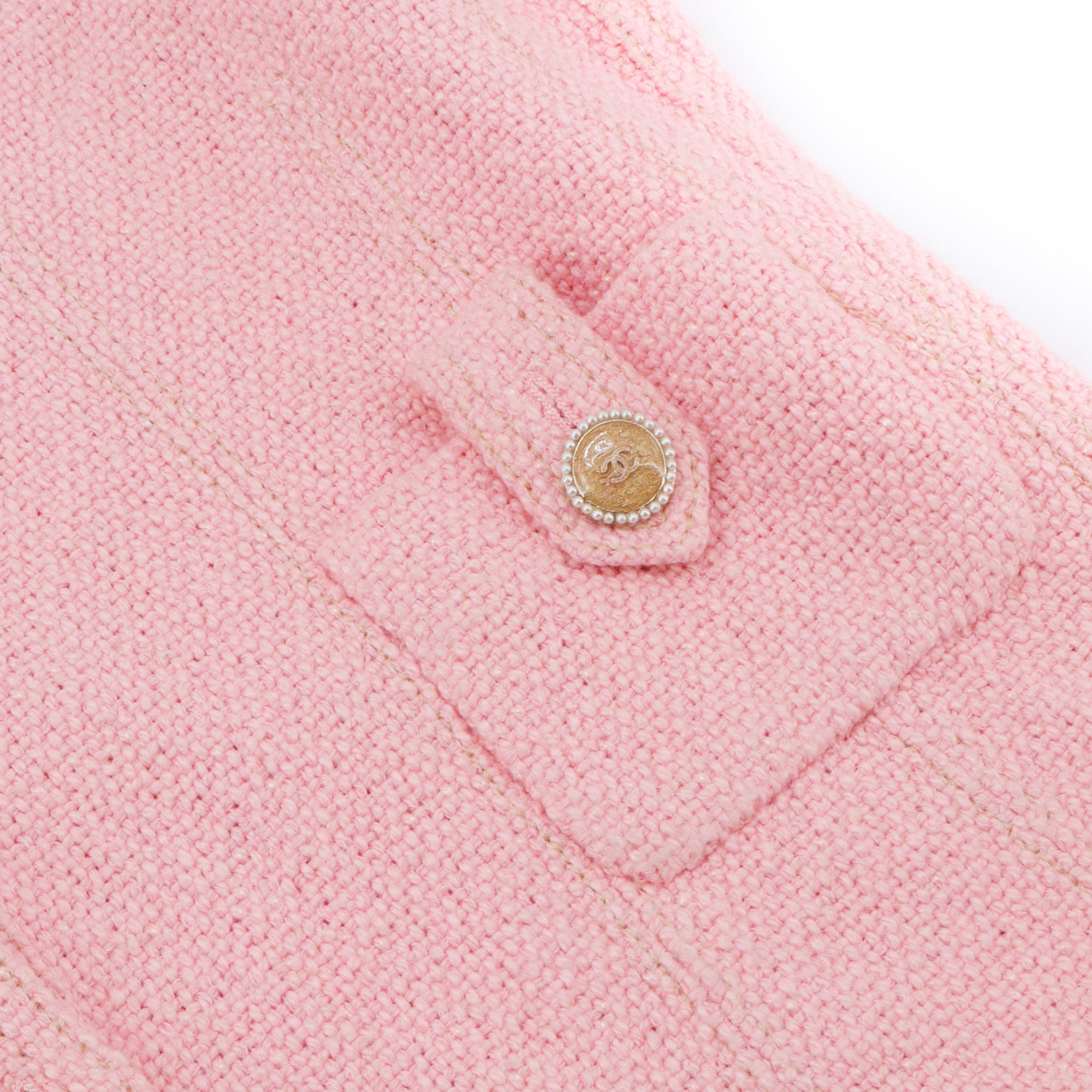CHANEL - Veste courte Chanel en tweed rose (T40)