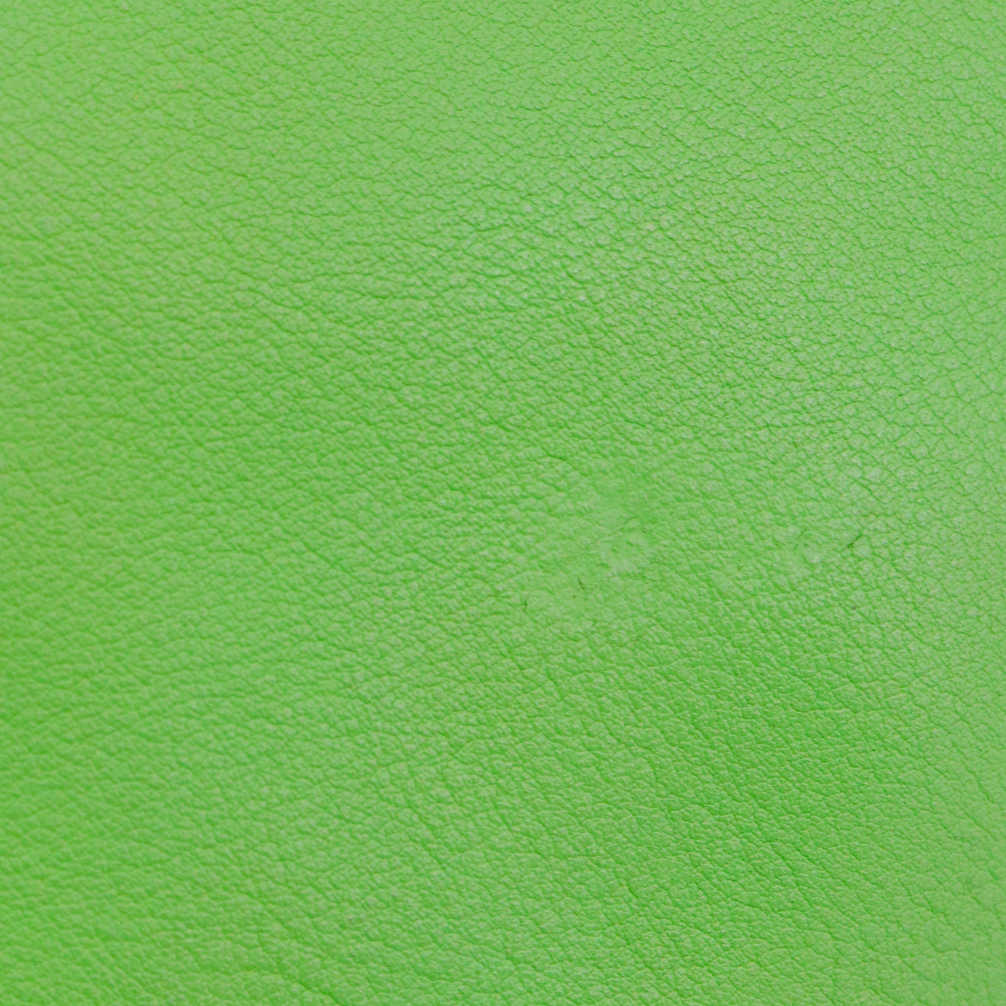 HERMÈS - Sac à main Kelly 35 Hermès en cuir swift vert grany