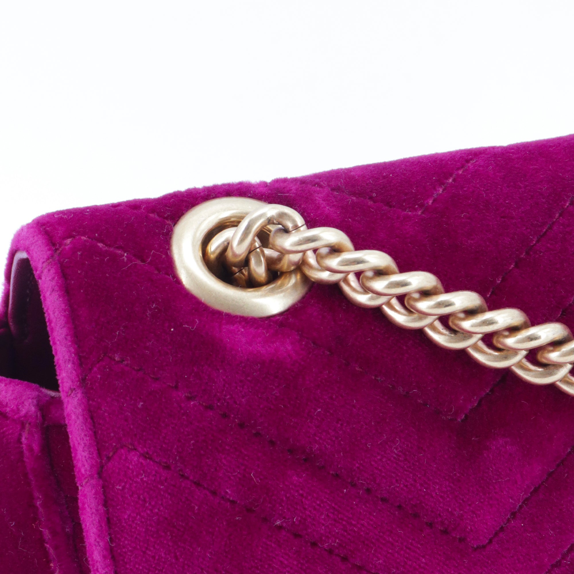 GUCCI - Sac à bandoulière GG Marmont medium Gucci en velours violet