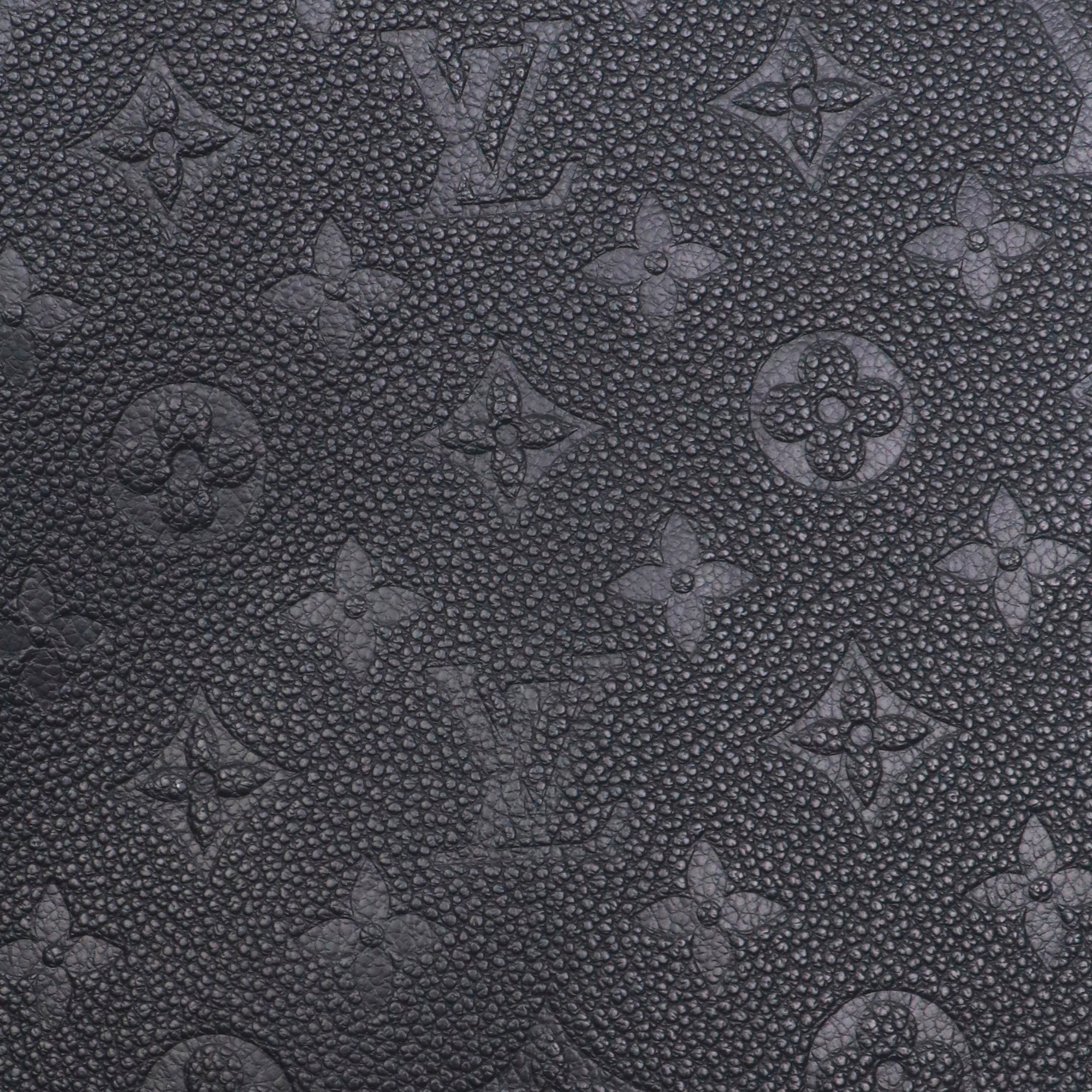 LOUIS VUITTON - Pochette iPad Louis Vuitton en cuir empreinte noir