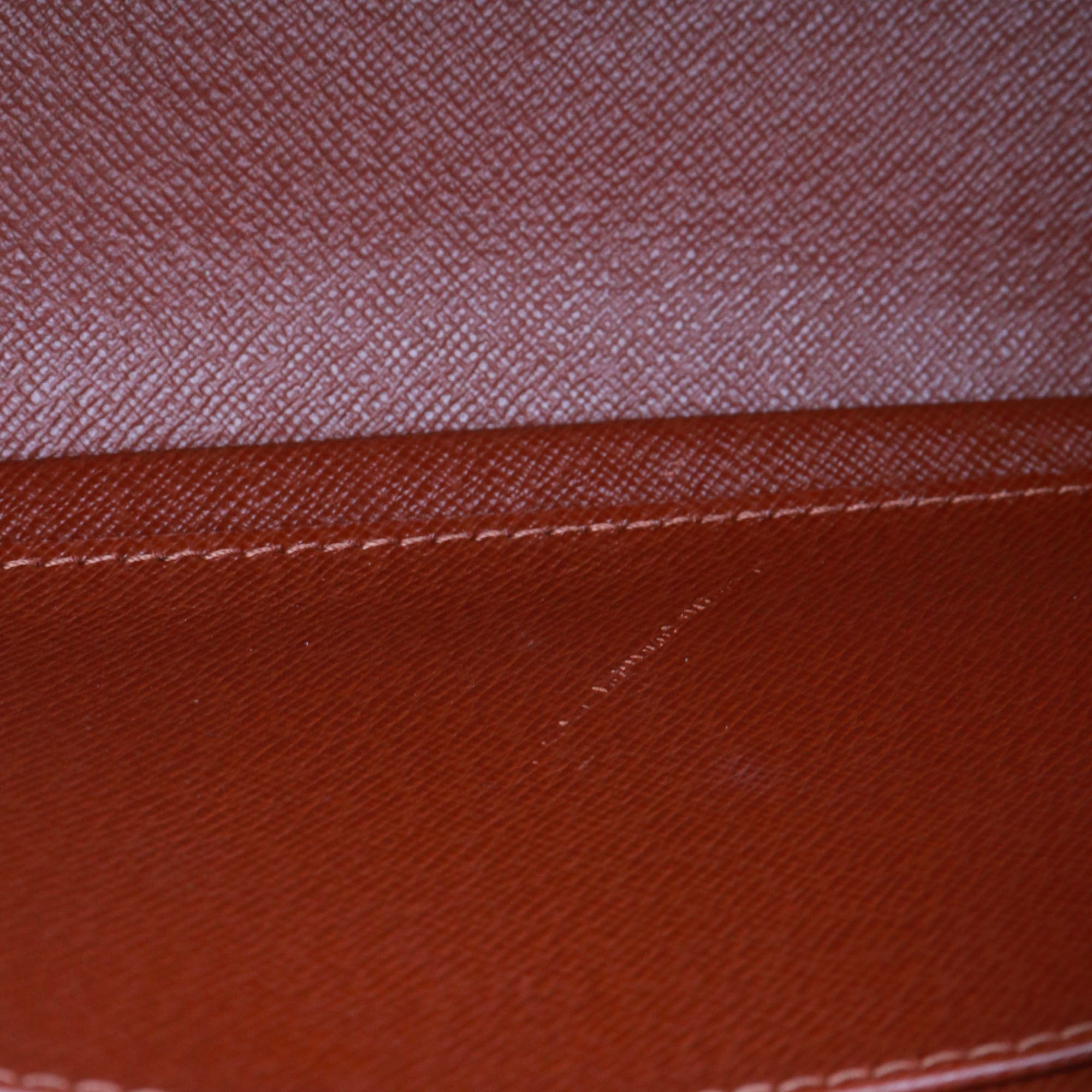 LOUIS VUITTON - Sac à main Cité Louis Vuitton en toile monogrammée vintage