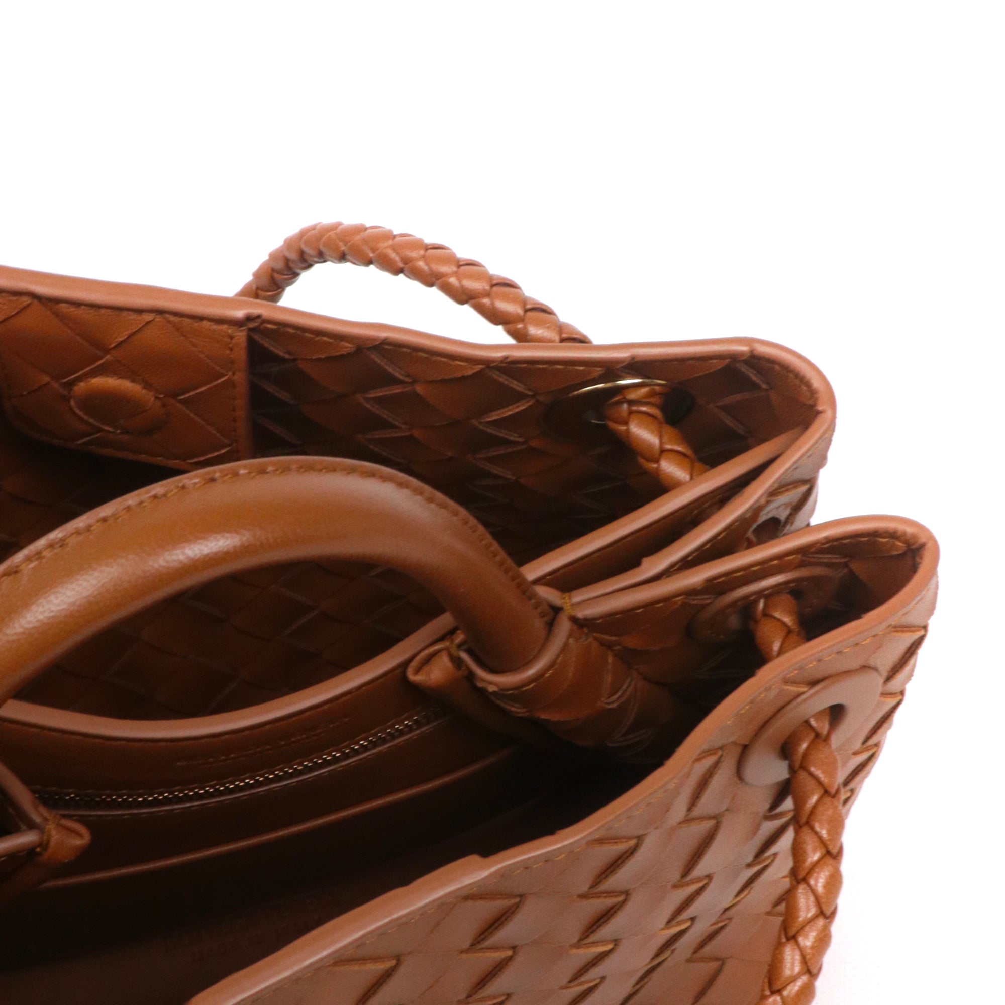 BOTTEGA VENETA - Sac à bandoulière Andiamo small Bottega Veneta en cuir marron