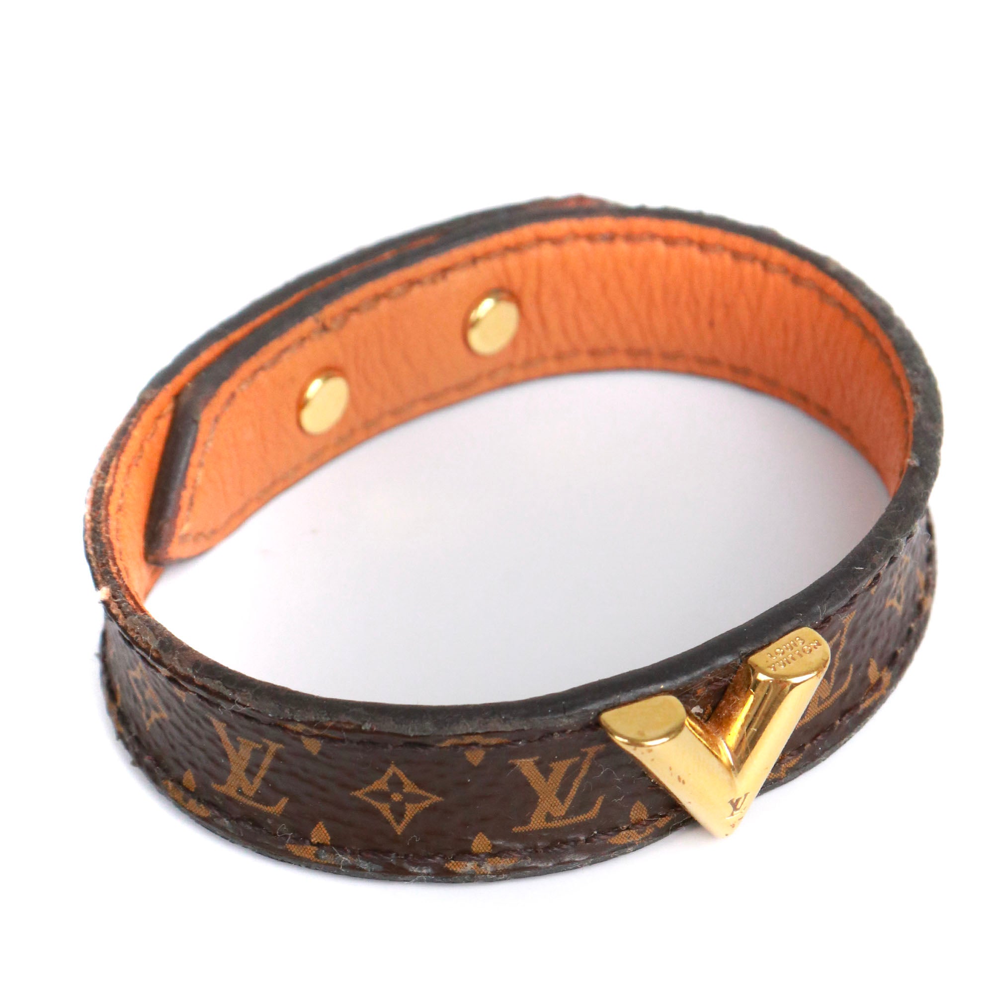 LOUIS VUITTON - Essential V bracelet in monogram canvas (T17)