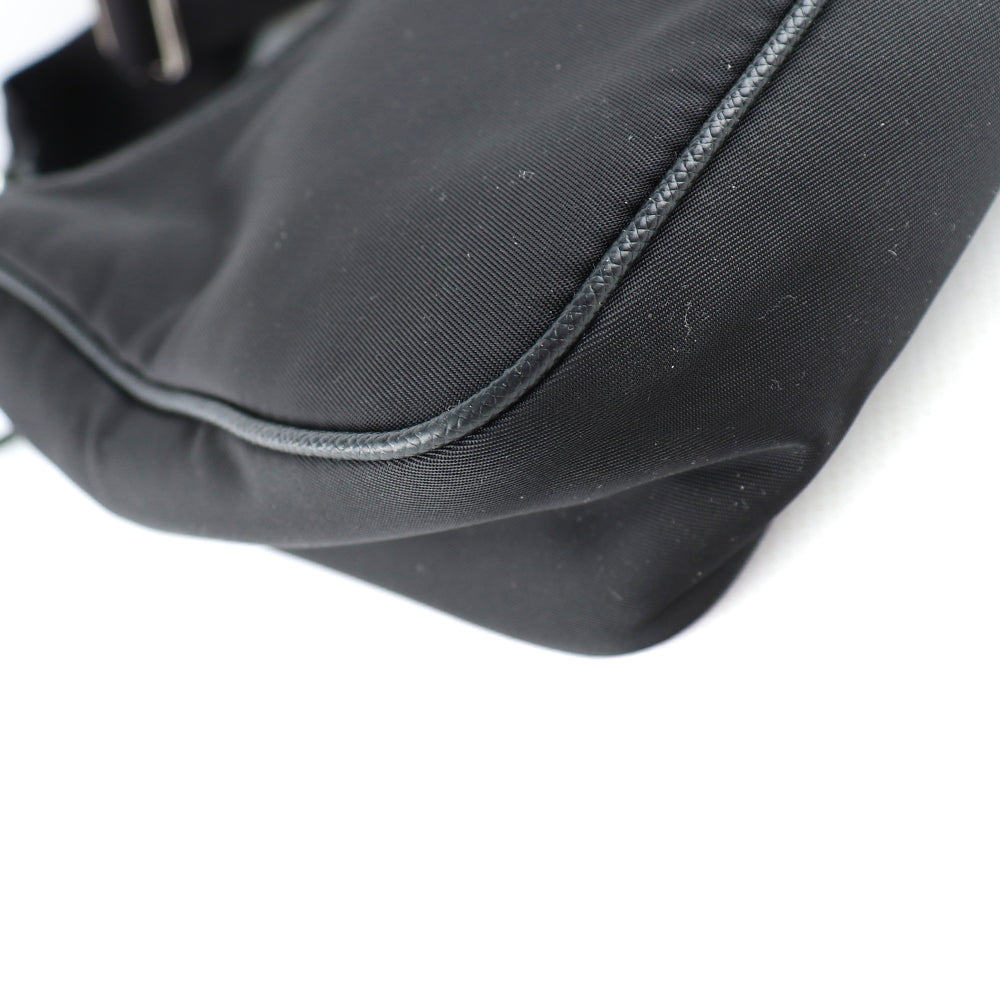 PRADA - Sac Re-edition 2005 en Re-nylon noir