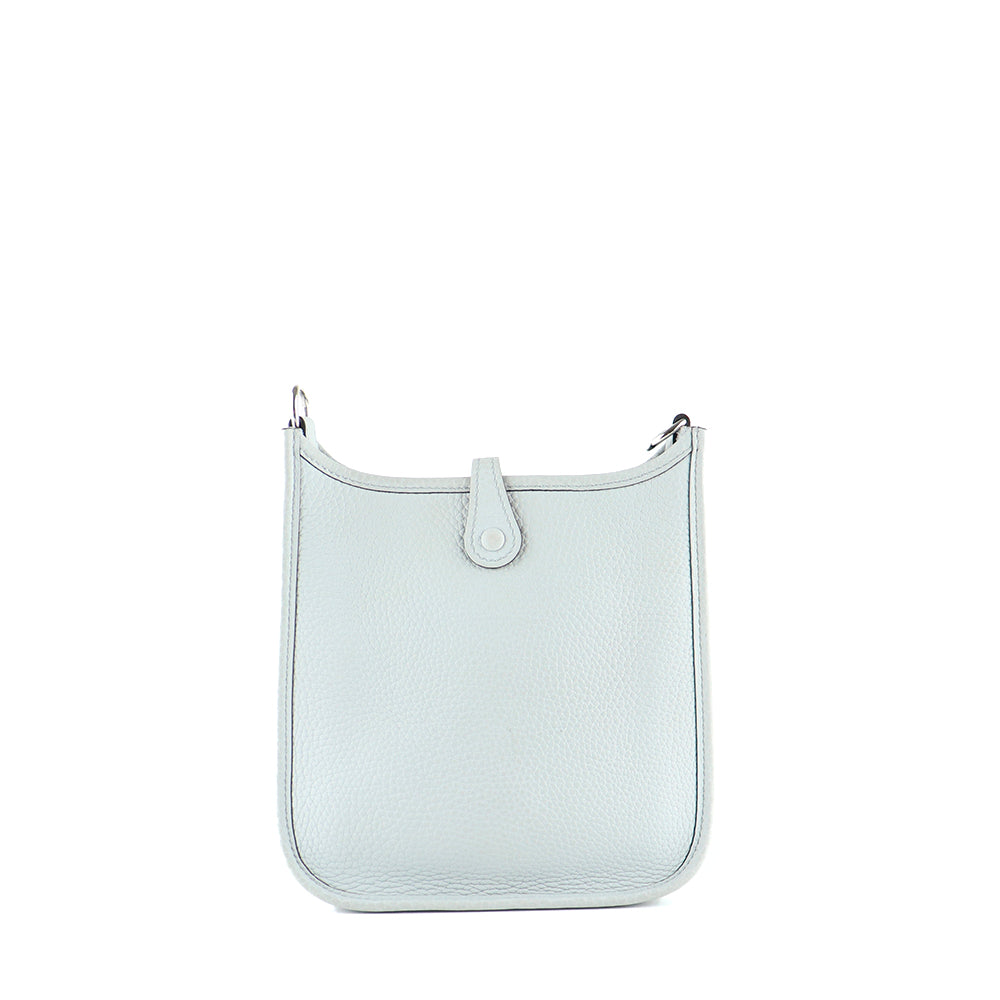 HERMÈS - Sac à bandoulière Evelyne mini en cuir clémence gris