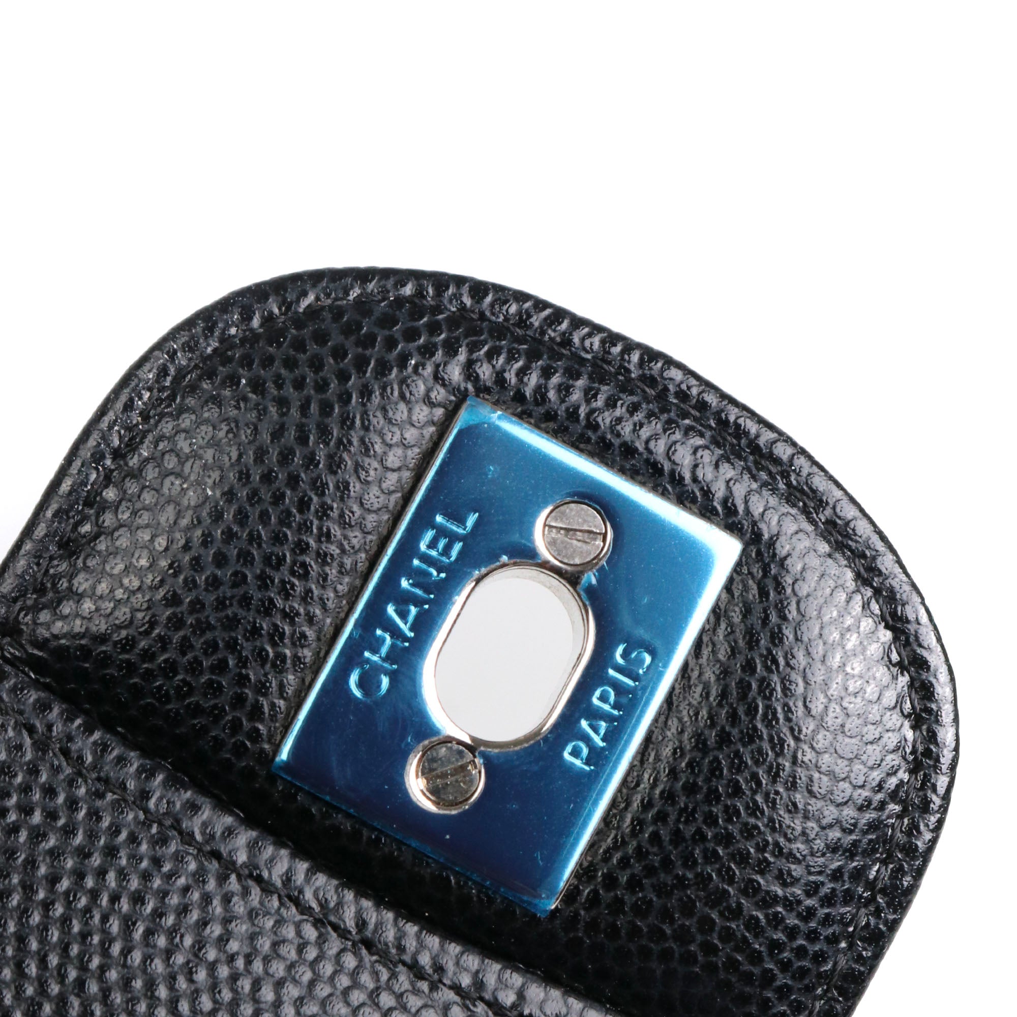 CHANEL - Sac à main Timeless/Classique Chanel medium double flap Chanel en cuir caviar chevron noir