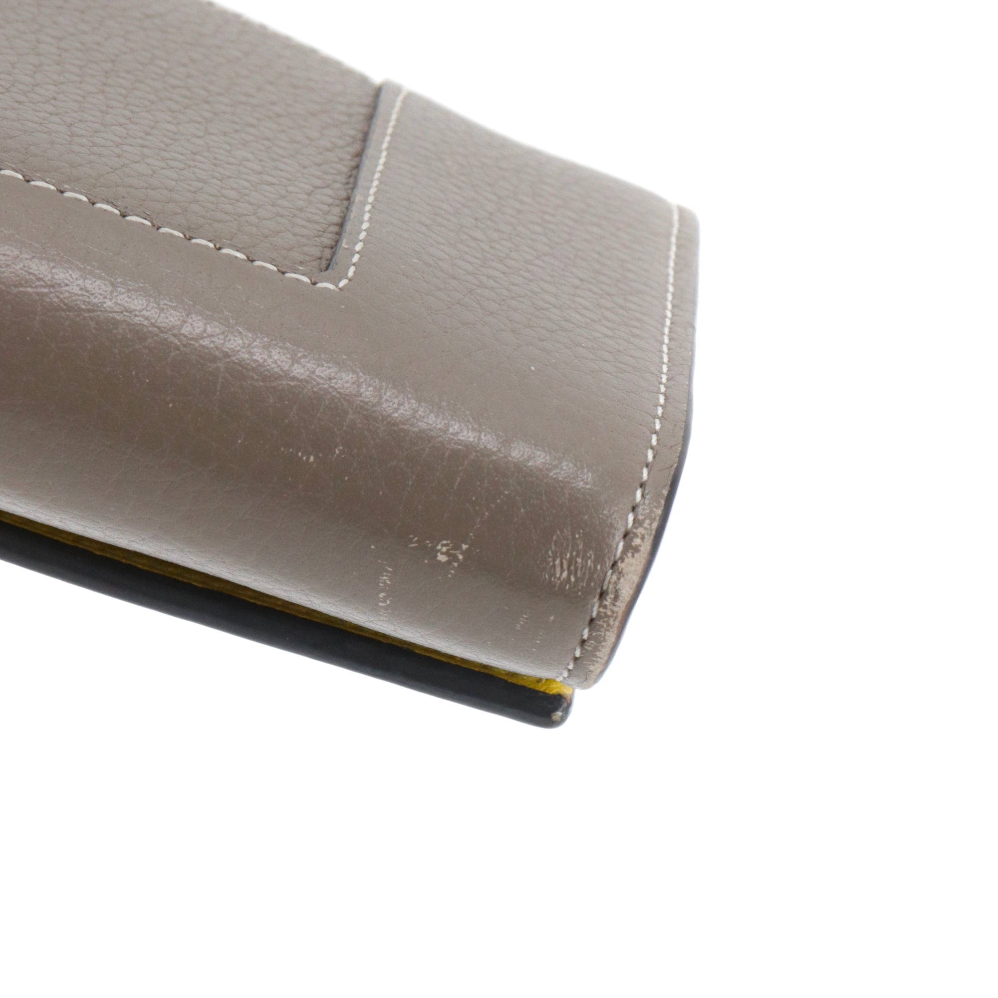 CELINE - Grand portefeuille Celine en cuir grainé gris