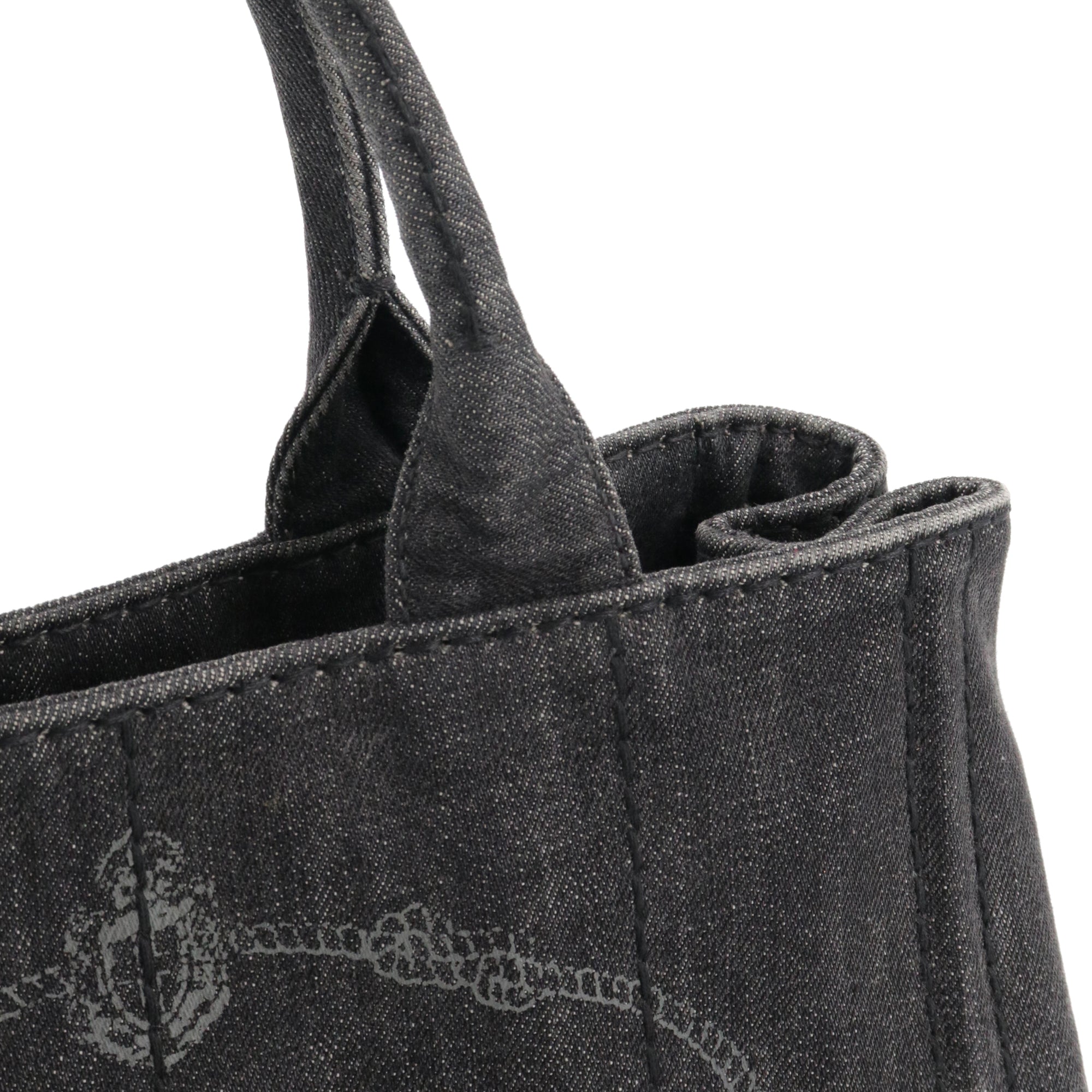 PRADA - Red grained leather shoulder bag