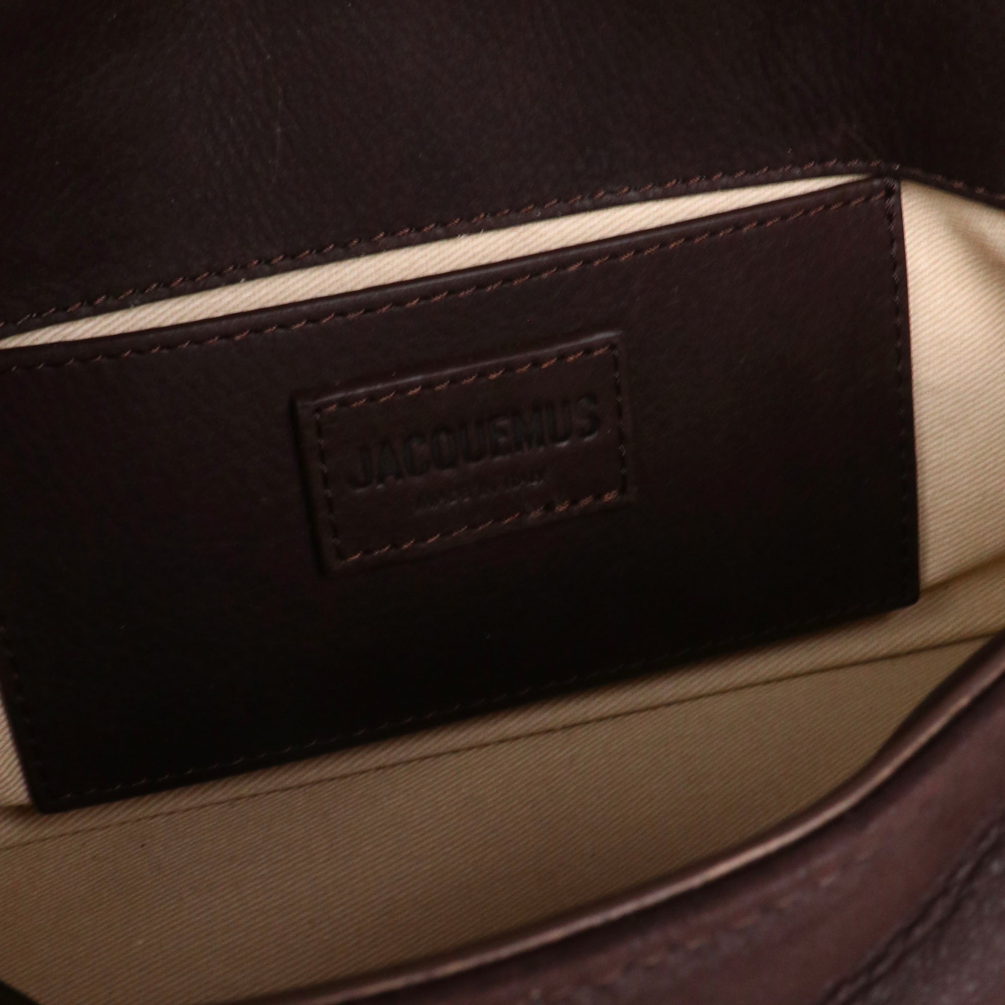 JACQUEMUS - Sac à bandoulière Bambimou Doux Jacquemus en laine de mouton et cuir de vache marron