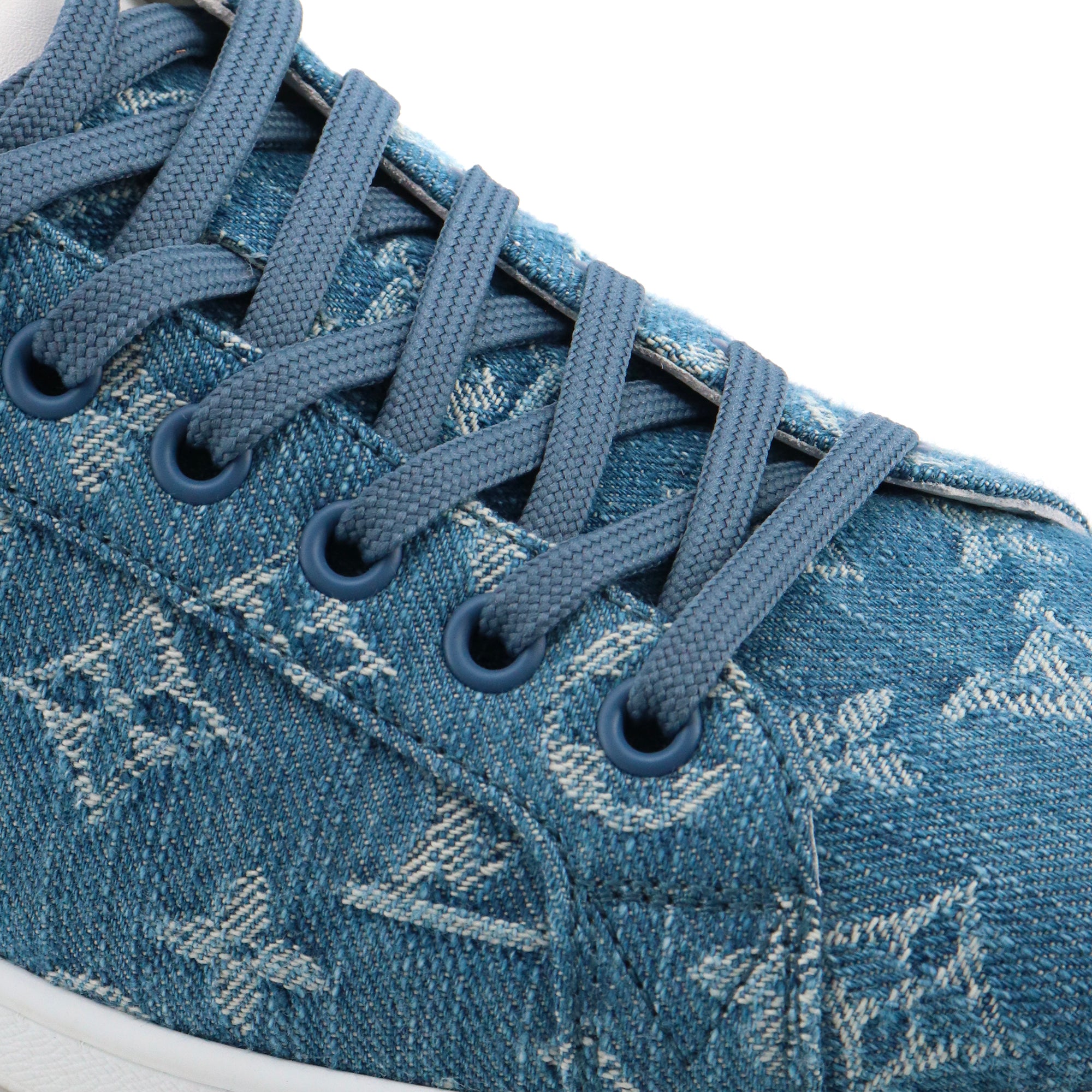 Luxembourg Monogram Prism Sneakers (T40.5)