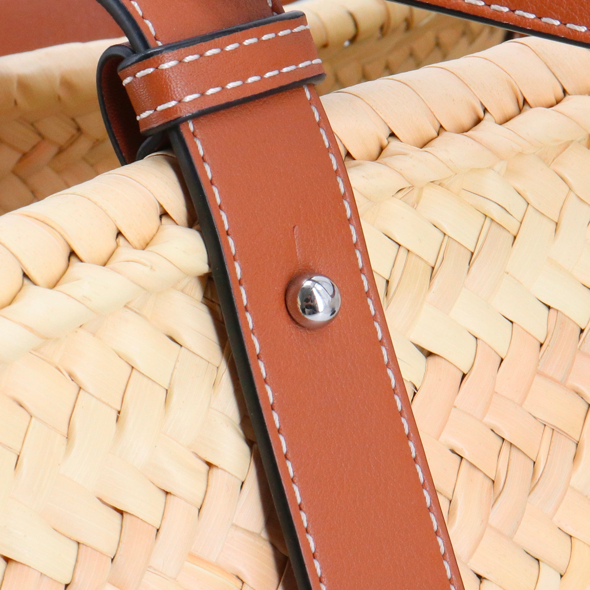 LOEWE - Grand Panier à main Loewe en raphia et cuir marron