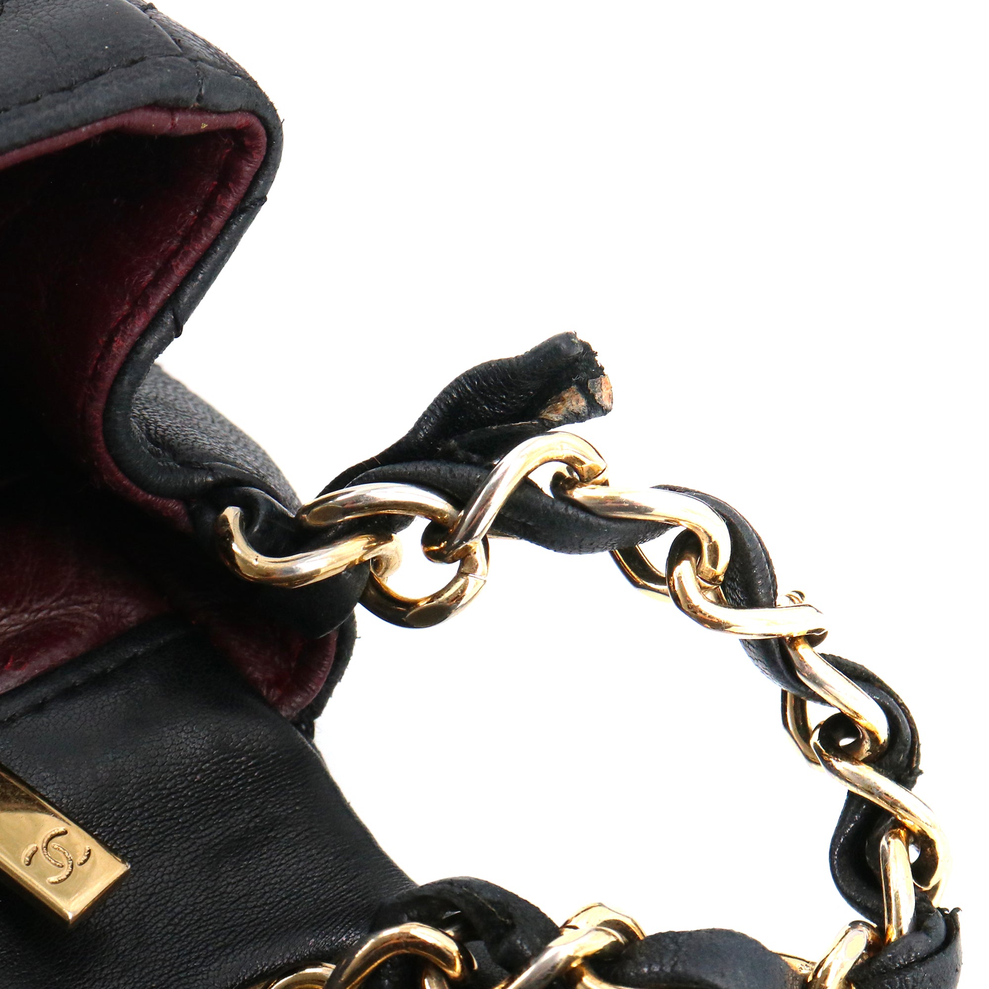 CHANEL - Sac à bandoulière Timeless Mini Square Chanel en cuir noir