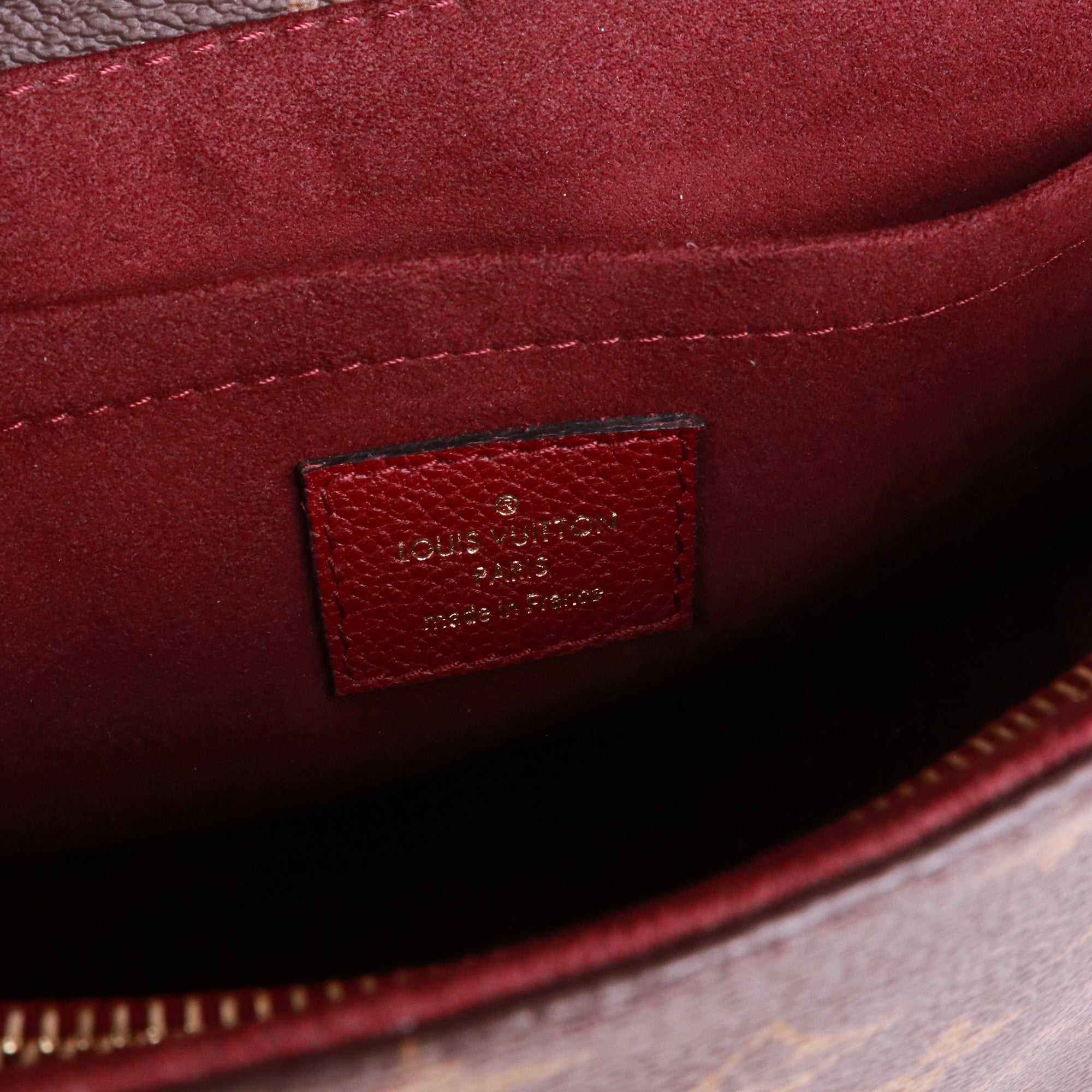 LOUIS VUITTON - Sac à bandoulière Saint Placide en toile monogrammée et cuir bordeaux