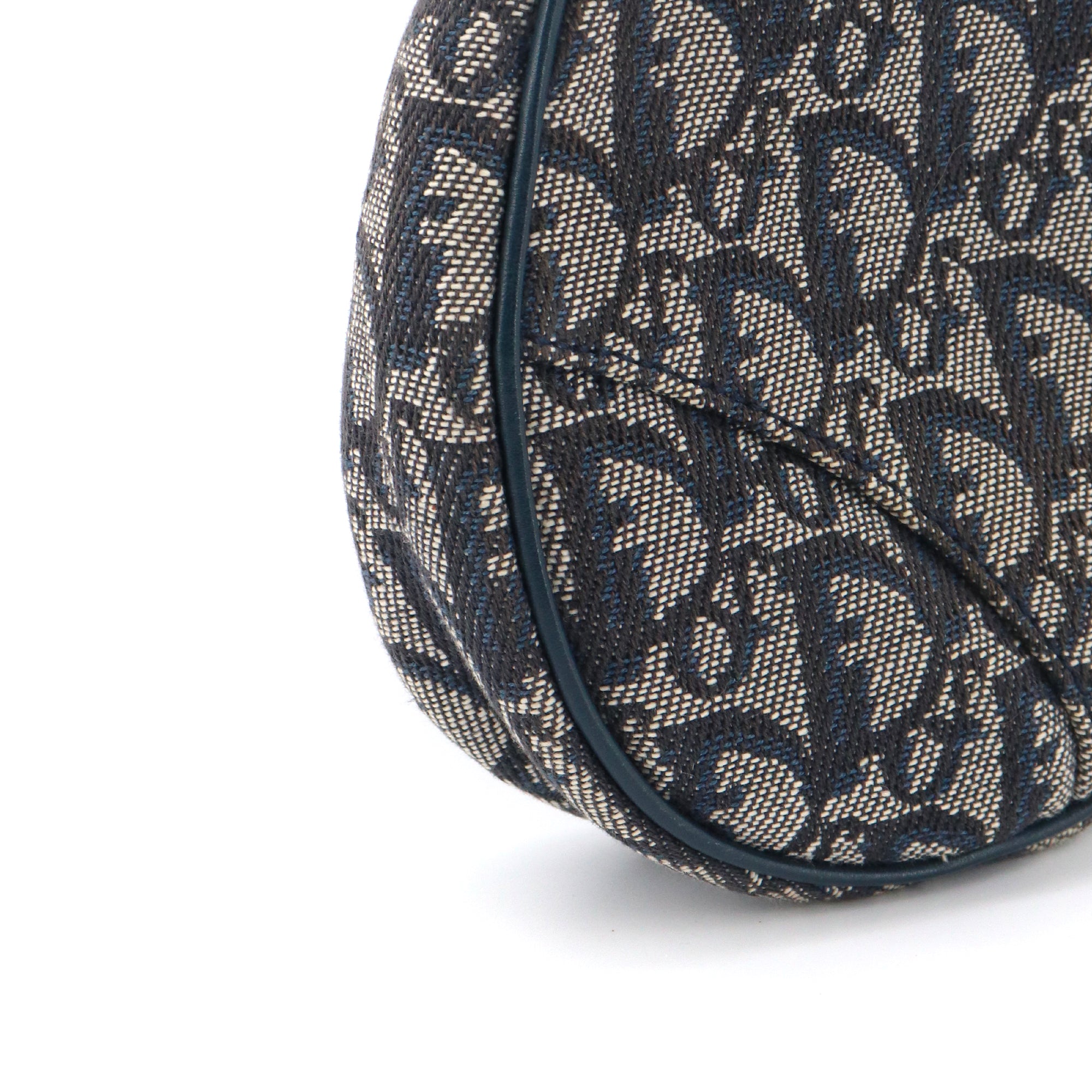 DIOR - Sac à épaule Saddle small Dior en toile monogrammée vintage