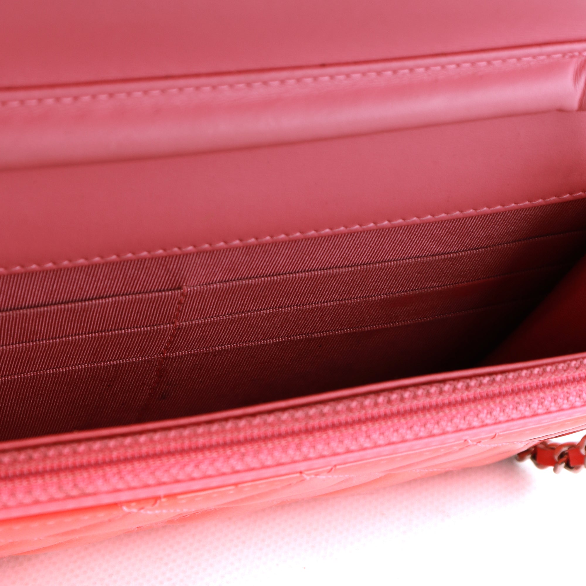 CHANEL - Sac Wallet On Chain Timeless en cuir verni rose