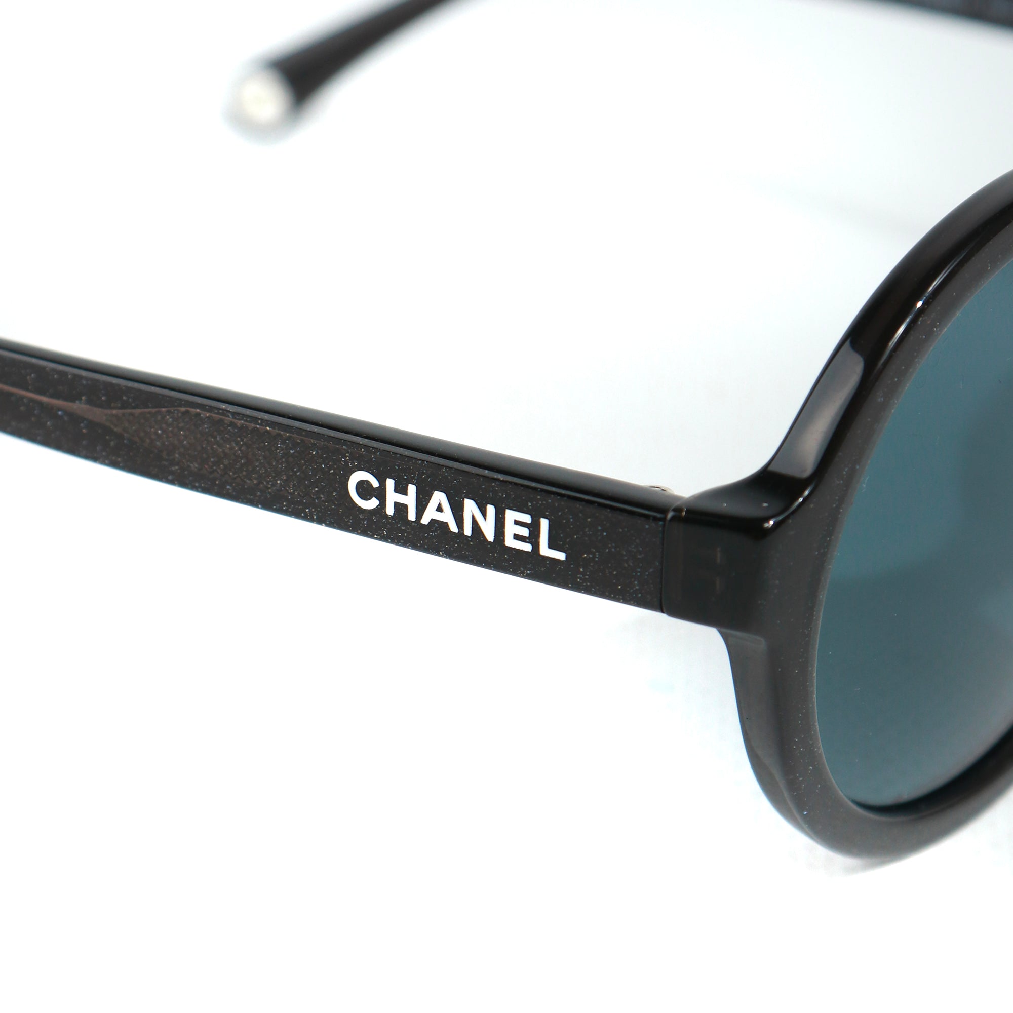 CHANEL - Lunettes de soleil rondes
