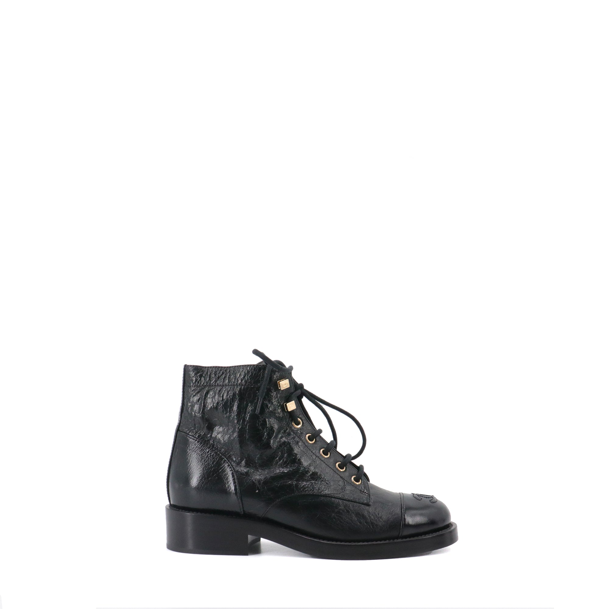 CHANEL - Chanel black leather ankle boots (size 37.5)