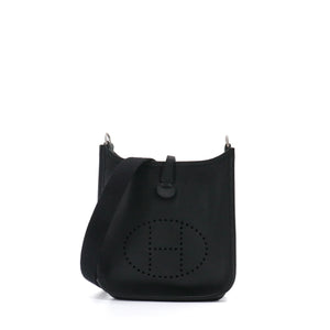 HERMÈS - Sac à bandoulière Evelyne 16 Hermès en cuir epsom noir
