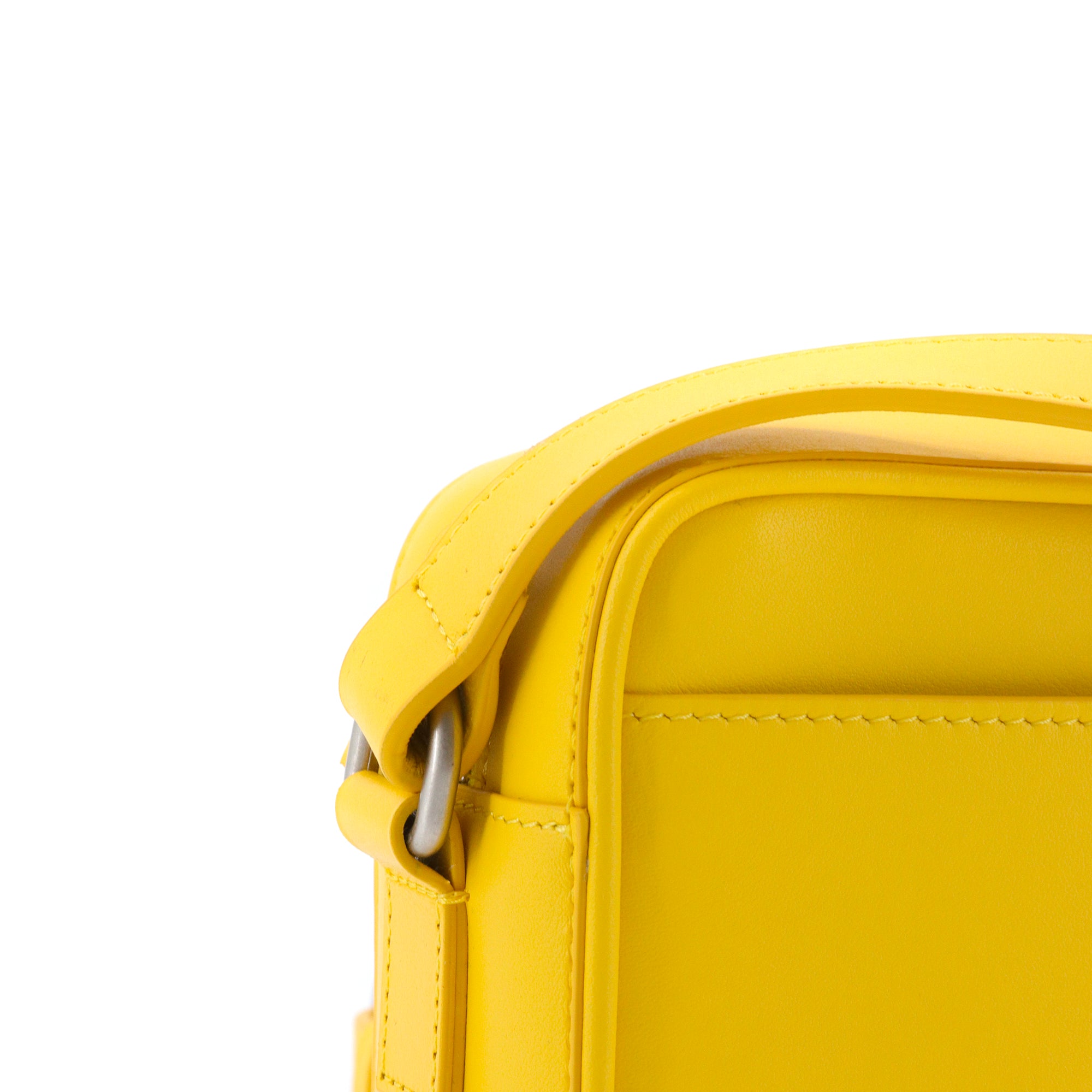 JACQUEMUS - Sac à bandoulière Le Baneto Jacquemus en cuir jaune