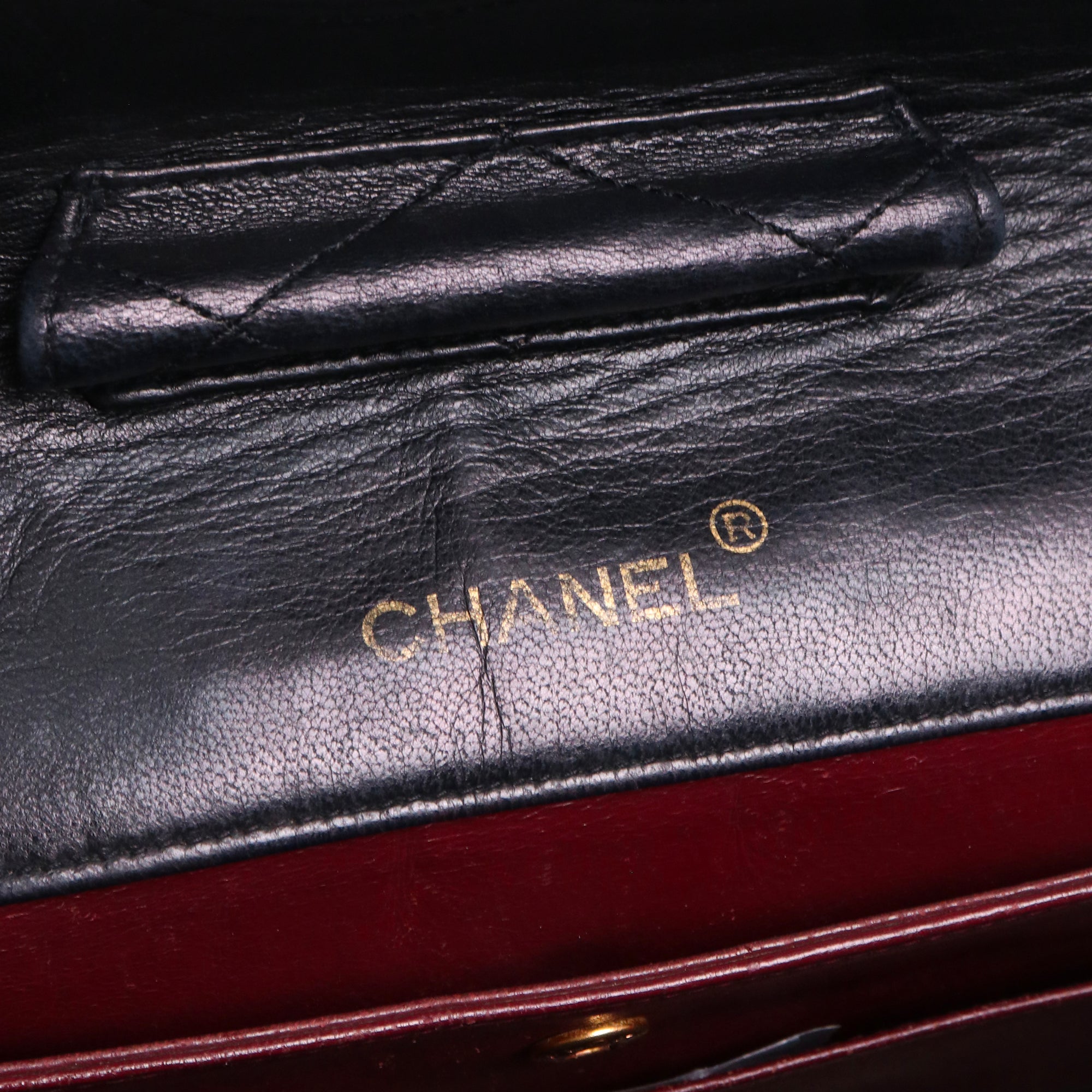 CHANEL - Sac à main Timeless/Classique Chanel simple flap Chanel en cuir lisse noir vintage