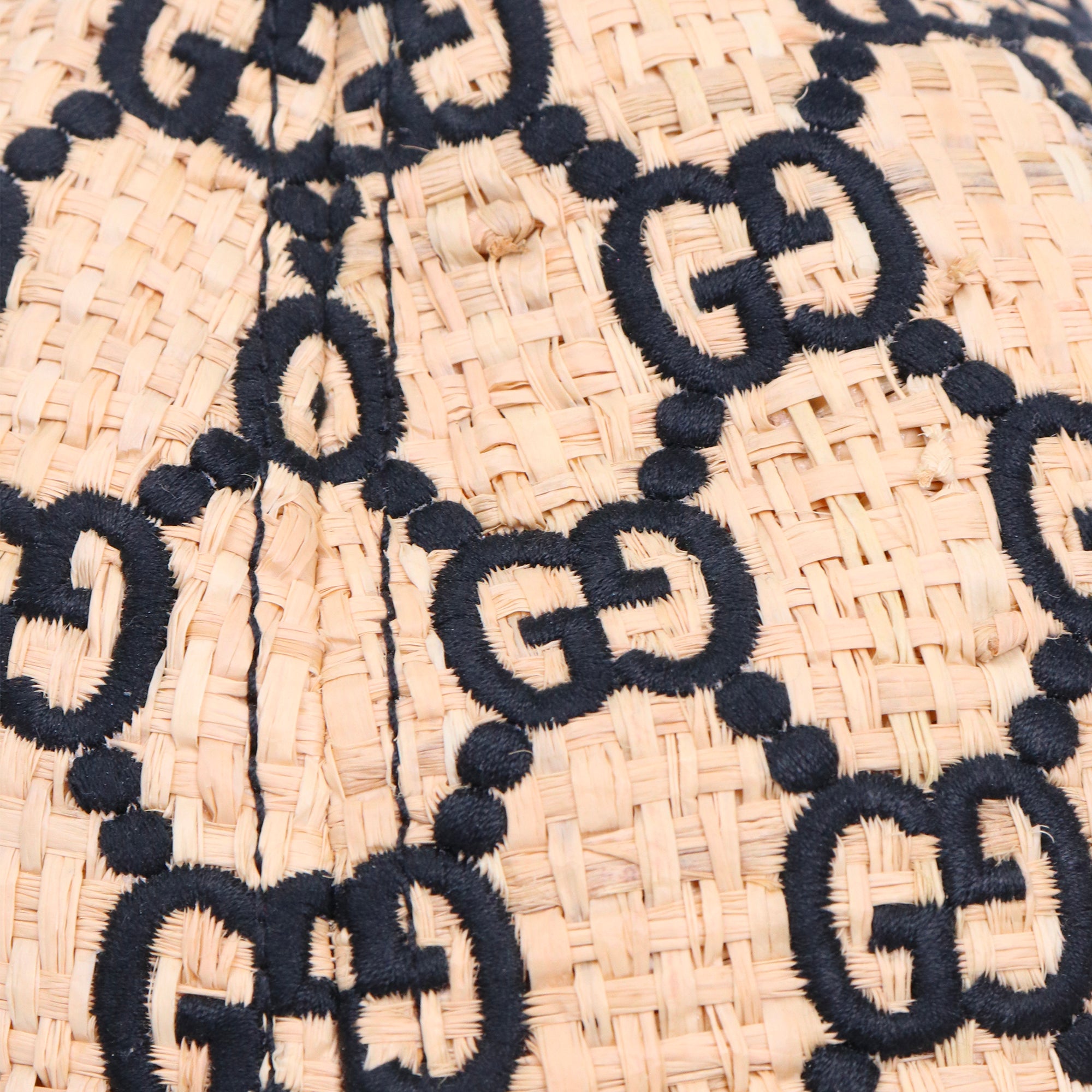 GUCCI - Casquette Gucci en raphia monogrammé (M)