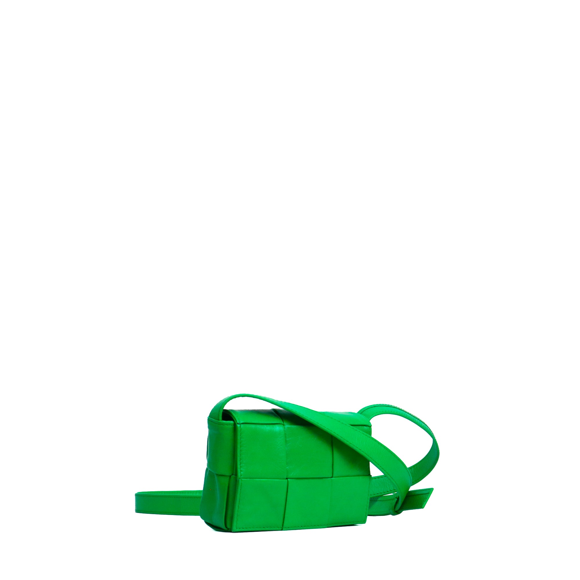 BOTTEGA VENETA - Cassette mini belt bag in purple smooth leather