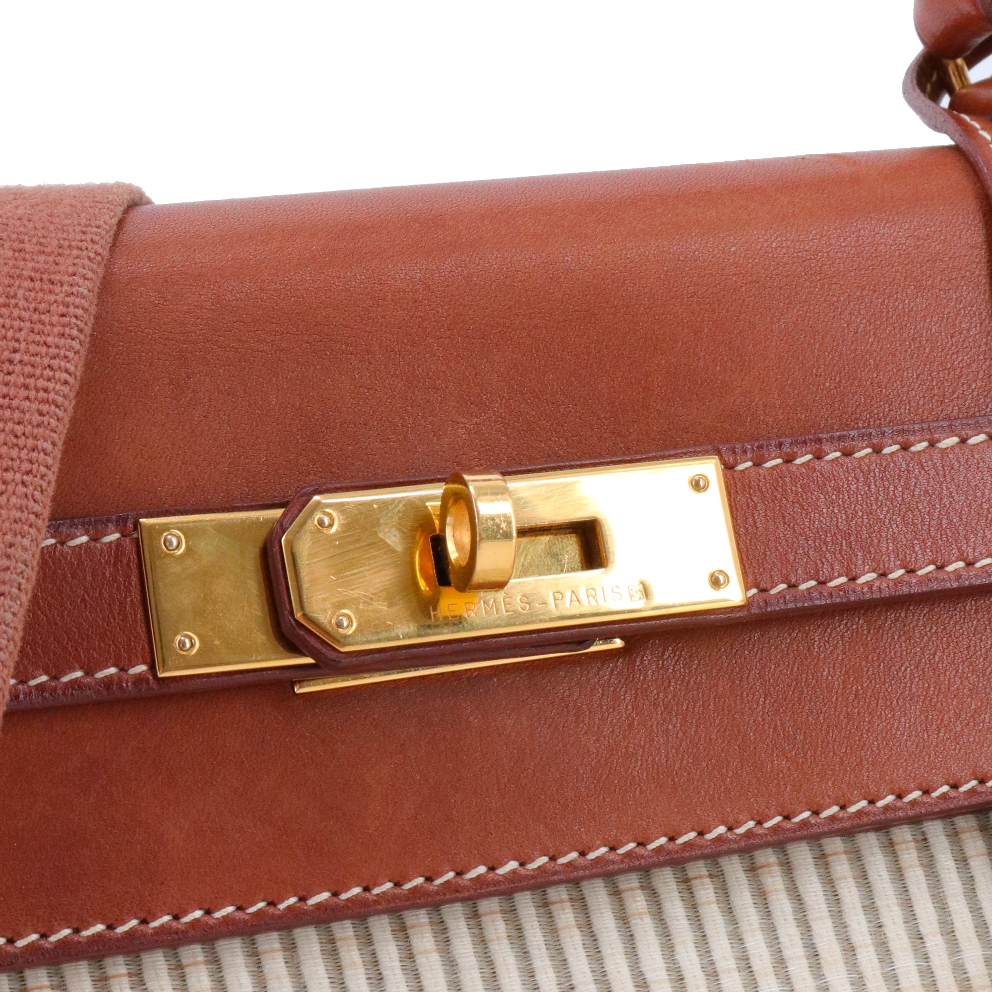 HERMÈS - Sac à main Kelly 32 Hermès en cuir barenia et nylon