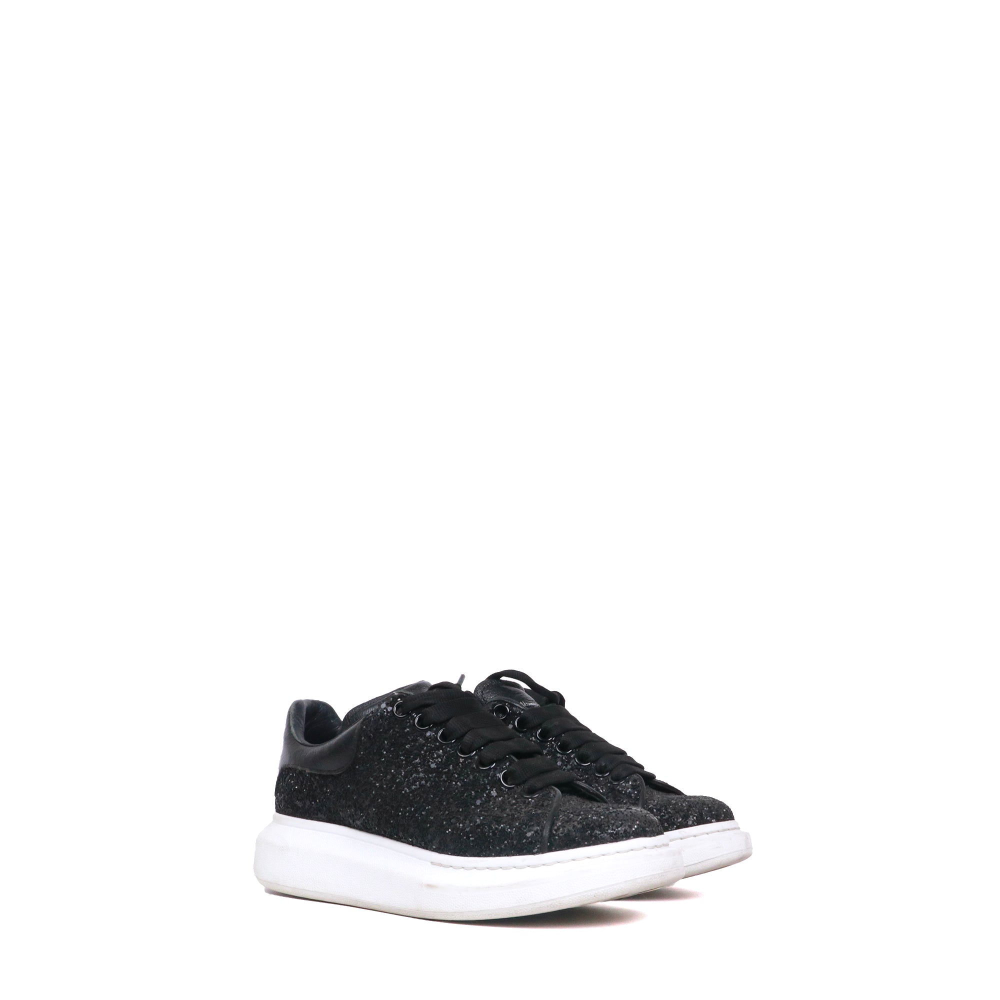 ALEXANDER MCQUEEN - Sneakers Oversize Alexander McQueen en cuir noir à paillettes (T38)