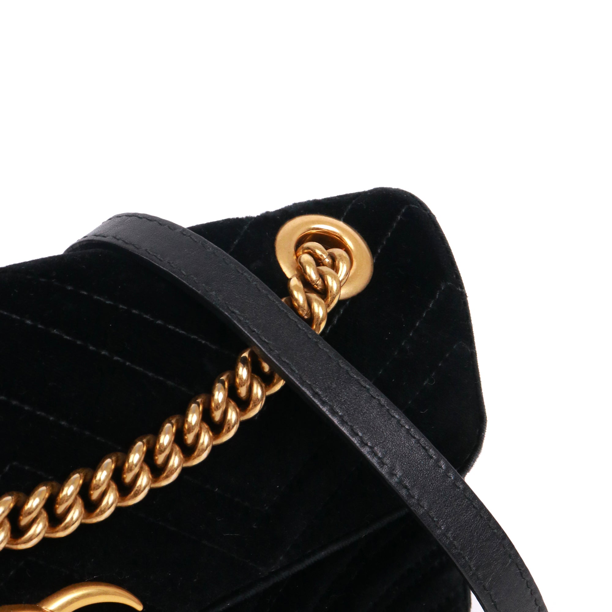 GUCCI - Sac à bandoulière GG Marmont Gucci en velours noir