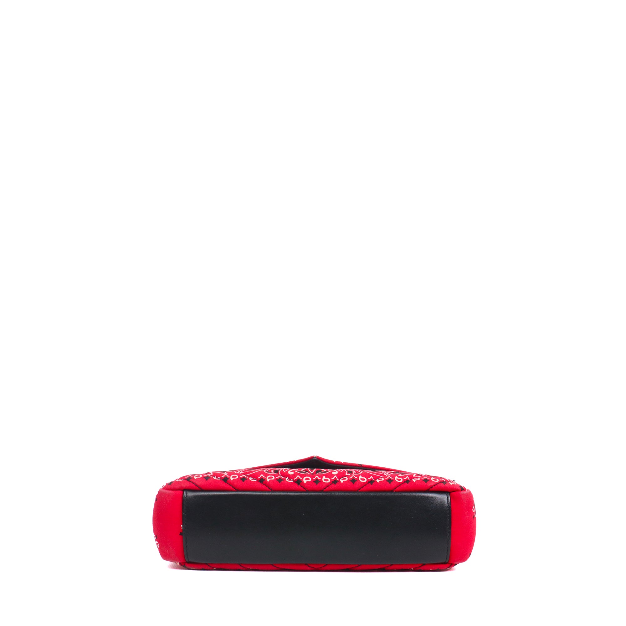 SAINT LAURENT - College Medium shoulder bag in black leather