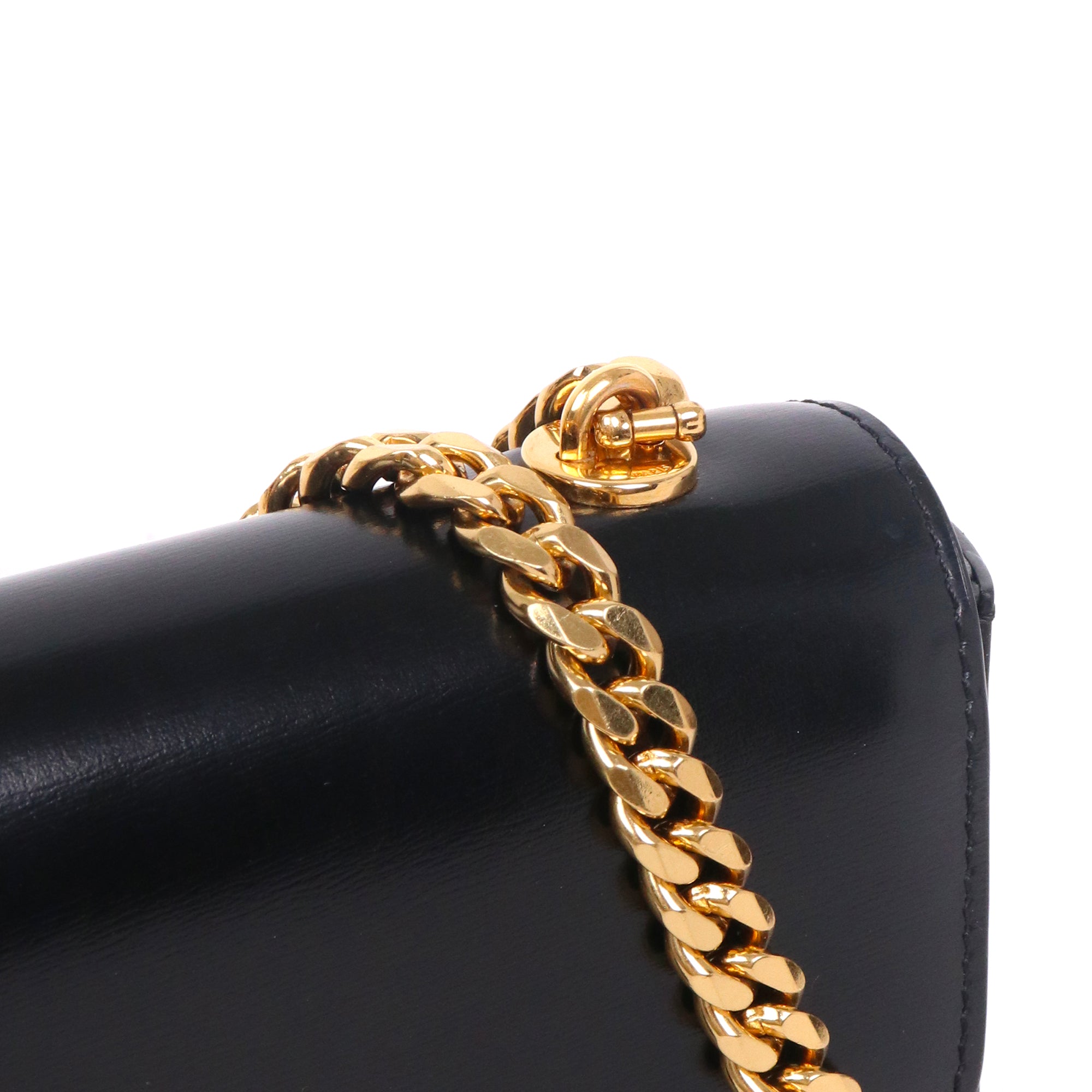 CELINE - Sac à épaule Shoulder Chain bag Triomphe Céline en cuir noir