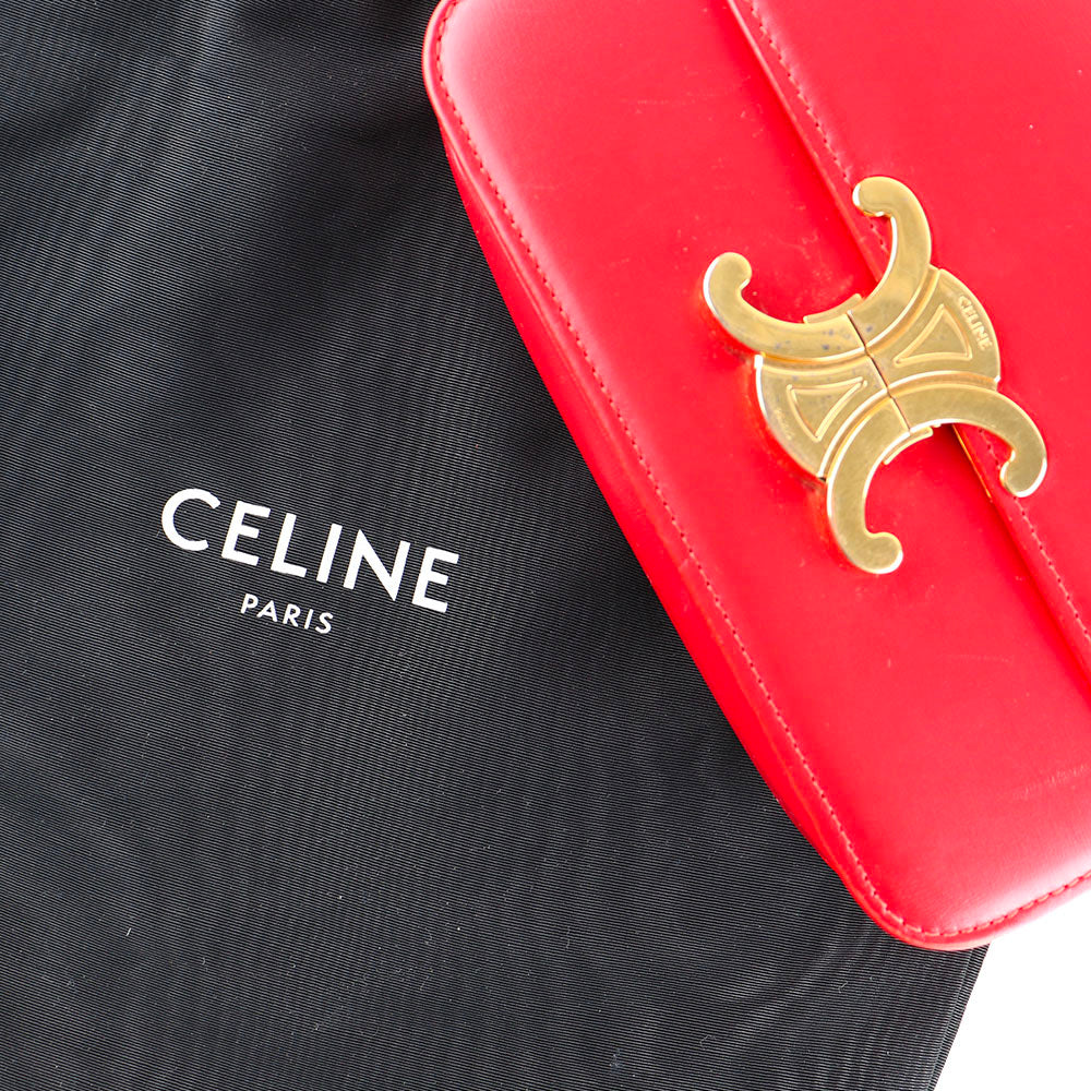 CELINE - Sac à bandoulière Triomphe teen en cuir rouge