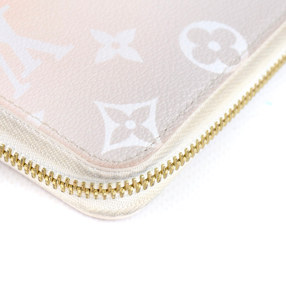 LOUIS VUITTON - Portefeuille Zippy large By The Pool