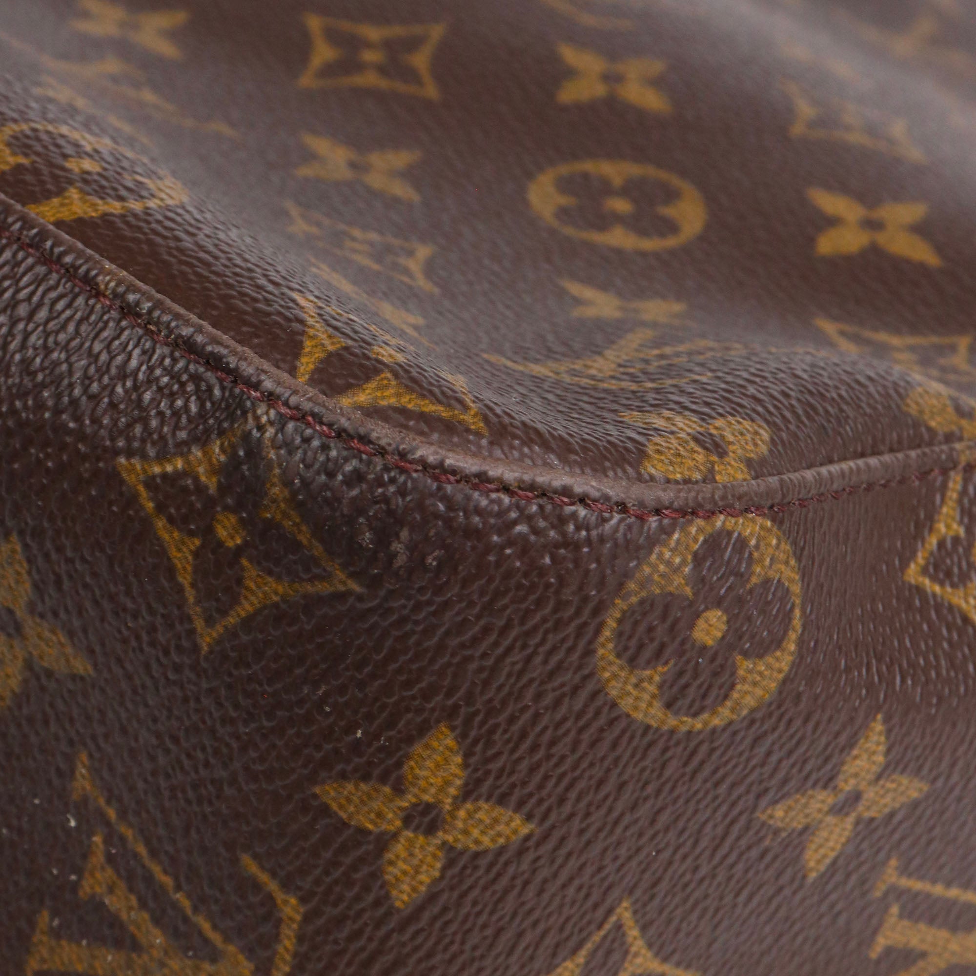 LOUIS VUITTON - Sac à main Looping Louis Vuitton en toile monogrammée vintage