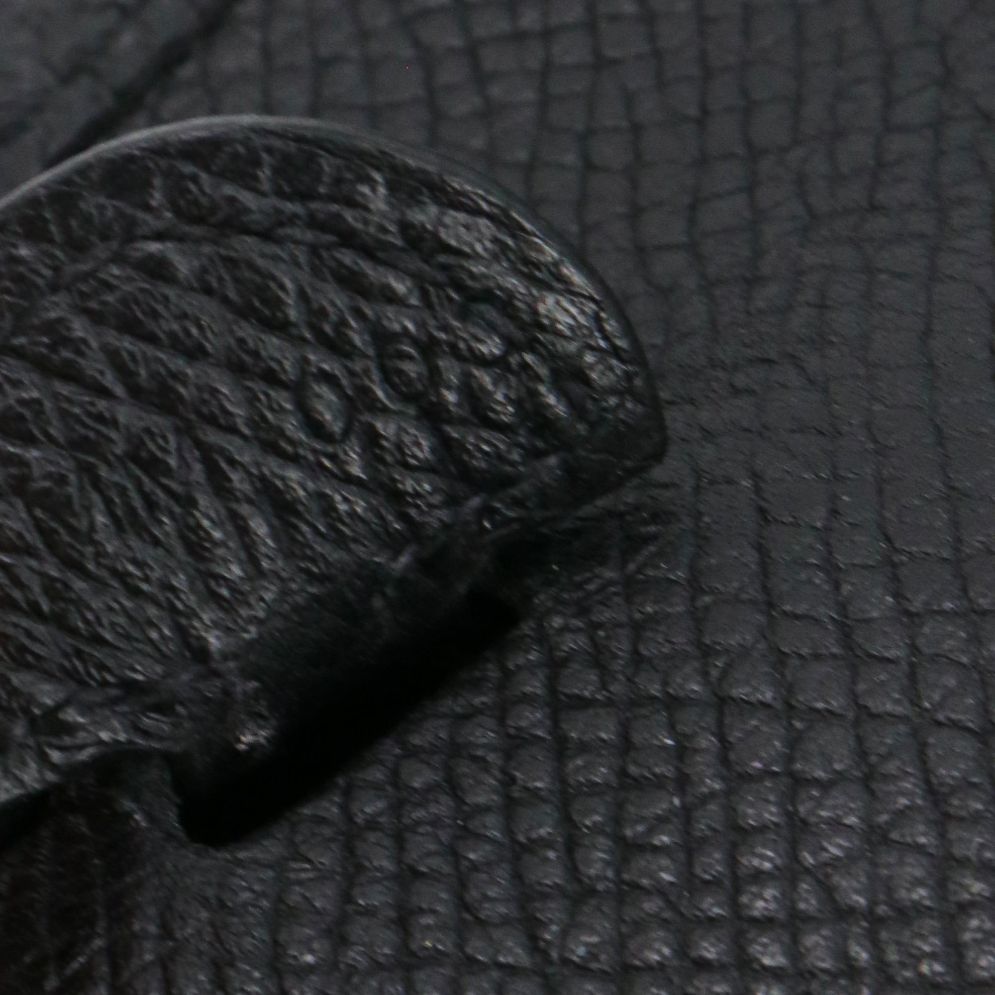 HERMÈS - Sac à bandoulière Evelyne 16 Hermès en cuir epsom noir