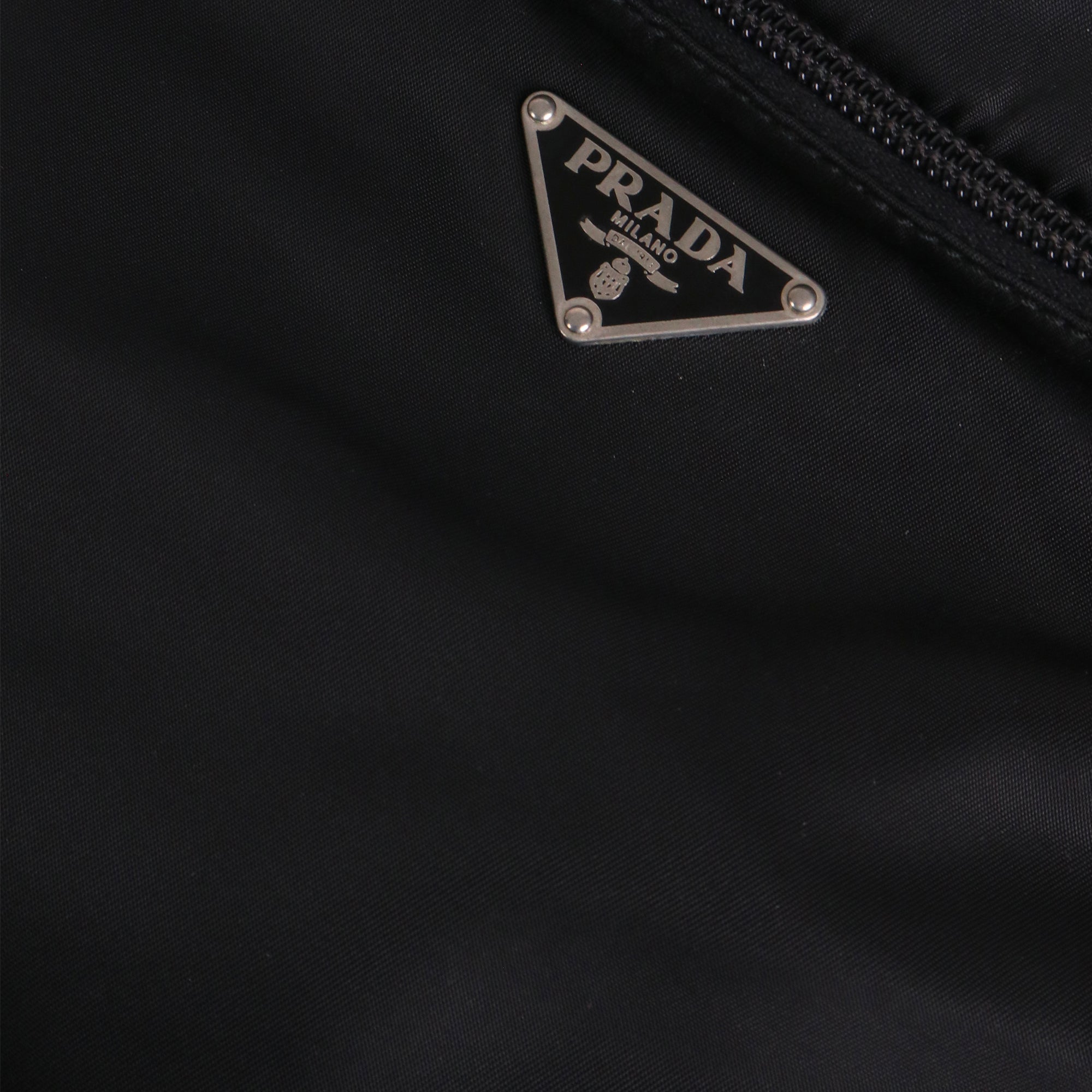 PRADA - Sac à bandoulière Prada en Re-Nylon noir