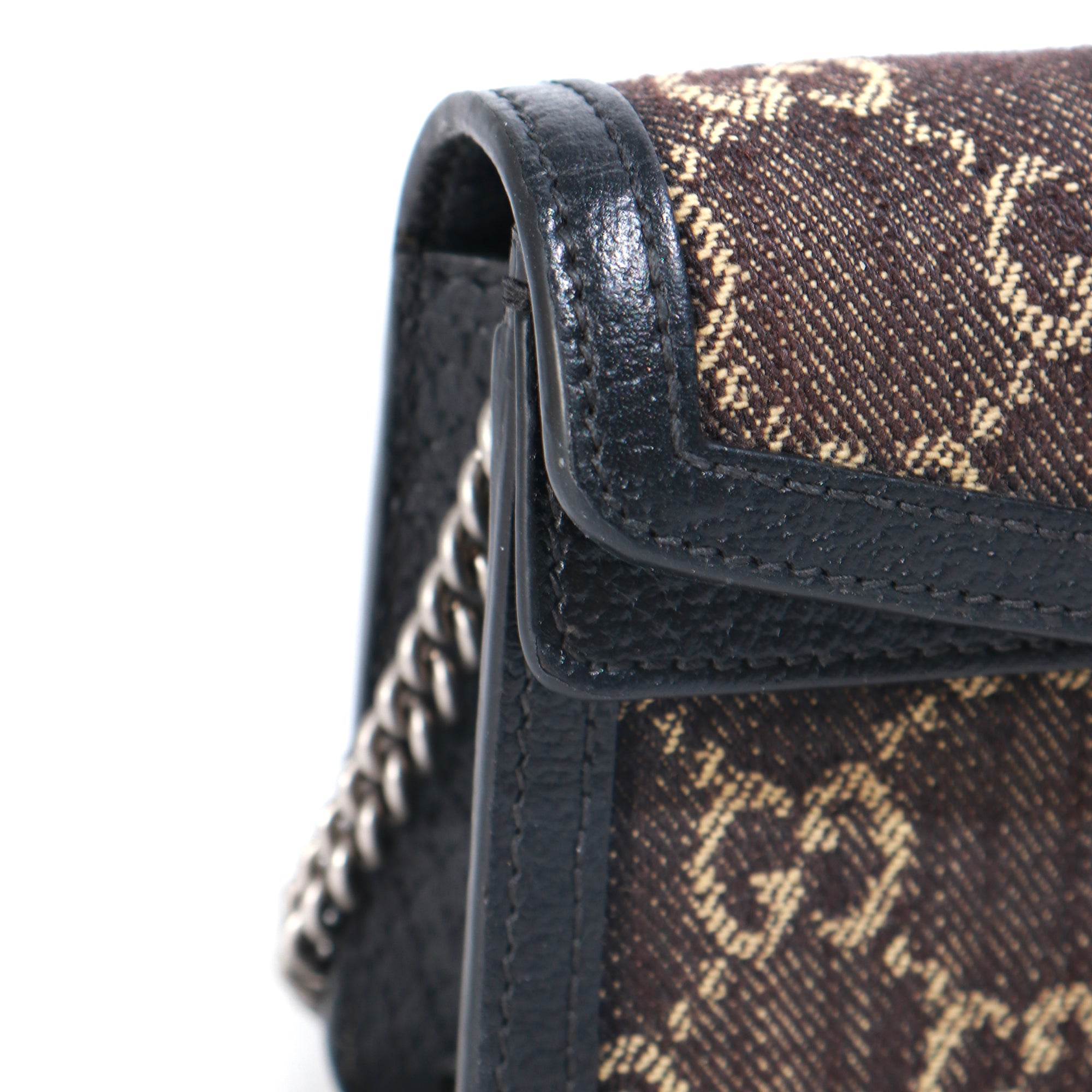 GUCCI - Sac à bandoulière Dionysus super mini en cuir noir et denim