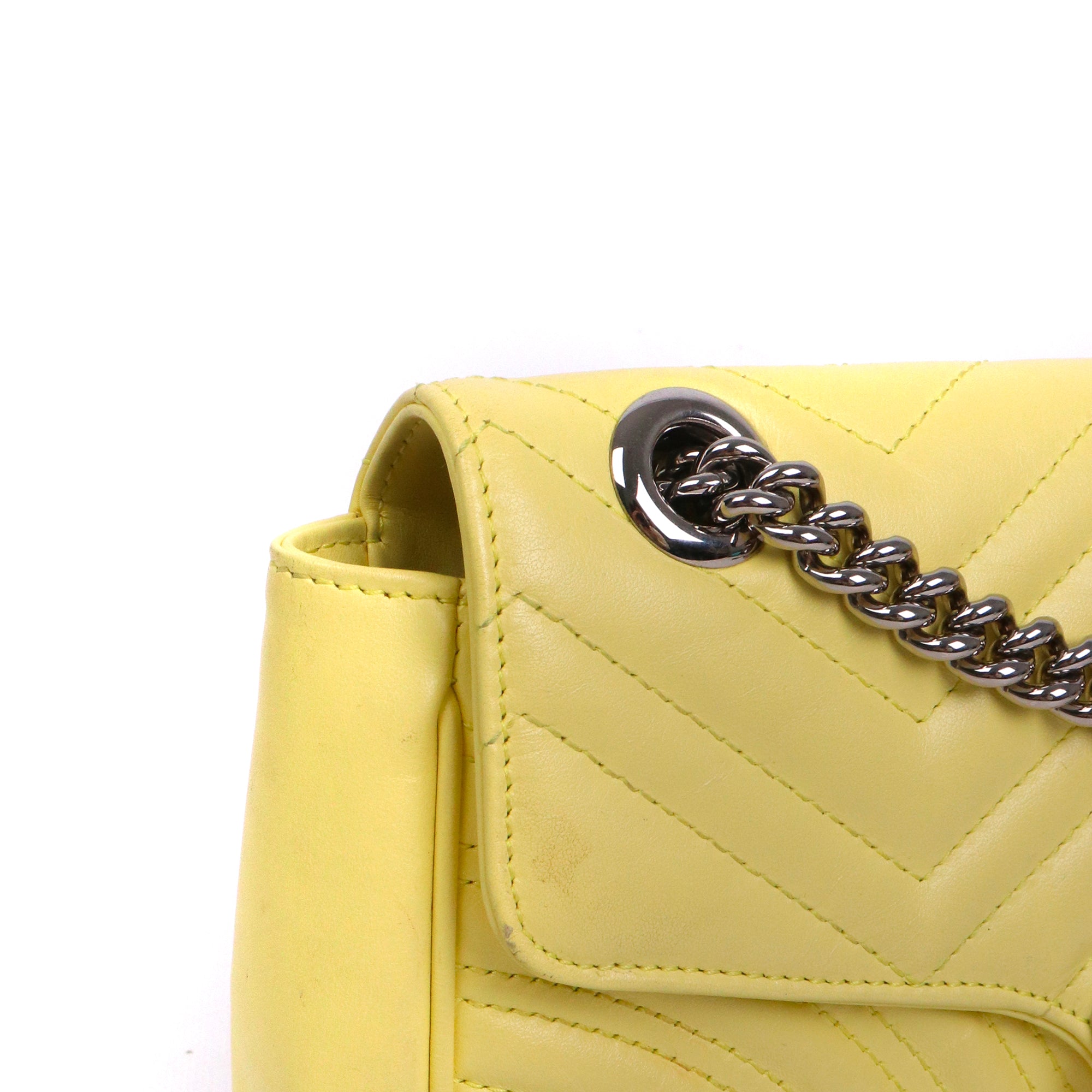 GUCCI - Gucci Small Size GG Marmont shoulder bag in pink leather