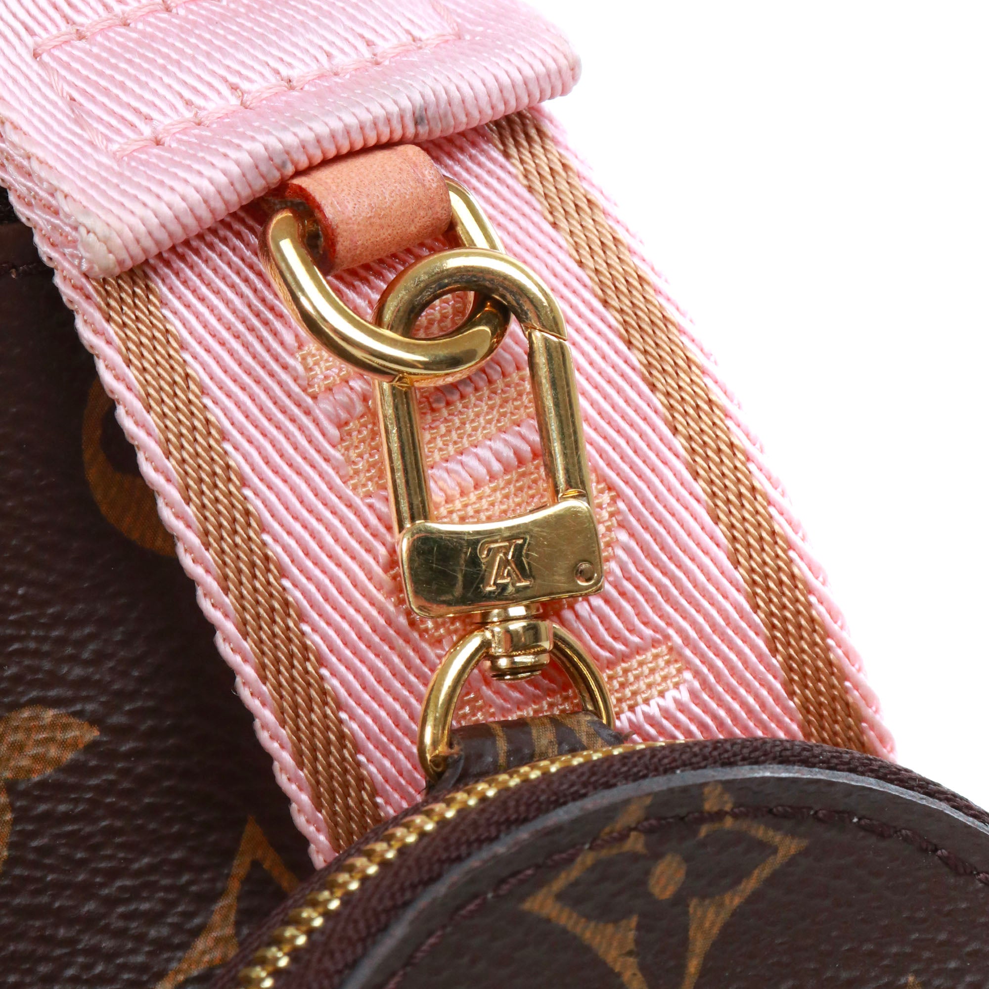 LOUIS VUITTON - Sac à bandoulière Multi Pochette Accessoires Louis Vuitton en toile monogramme