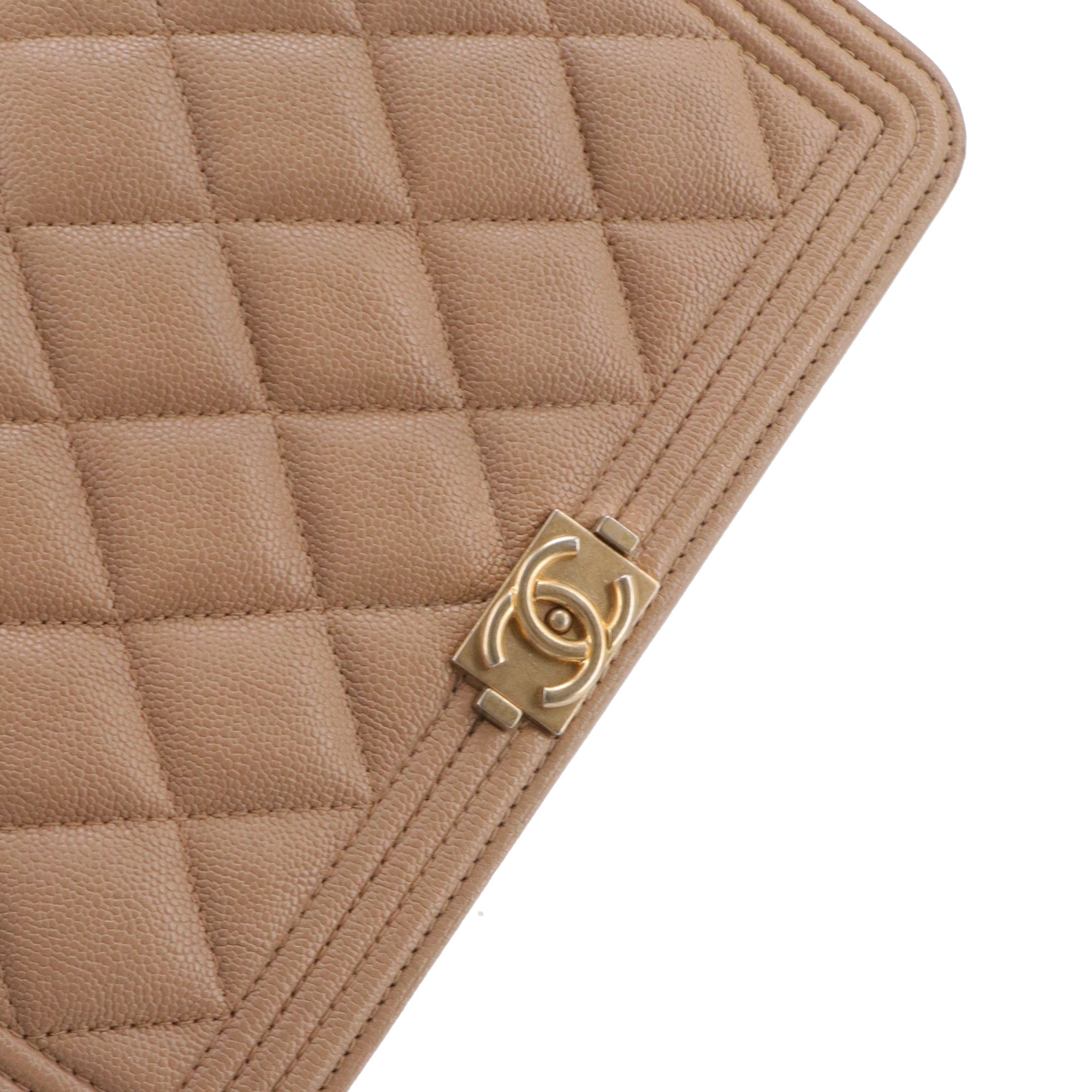CHANEL - Sac à bandoulière Wallet On Chain Boy Chanel en cuir caviar beige